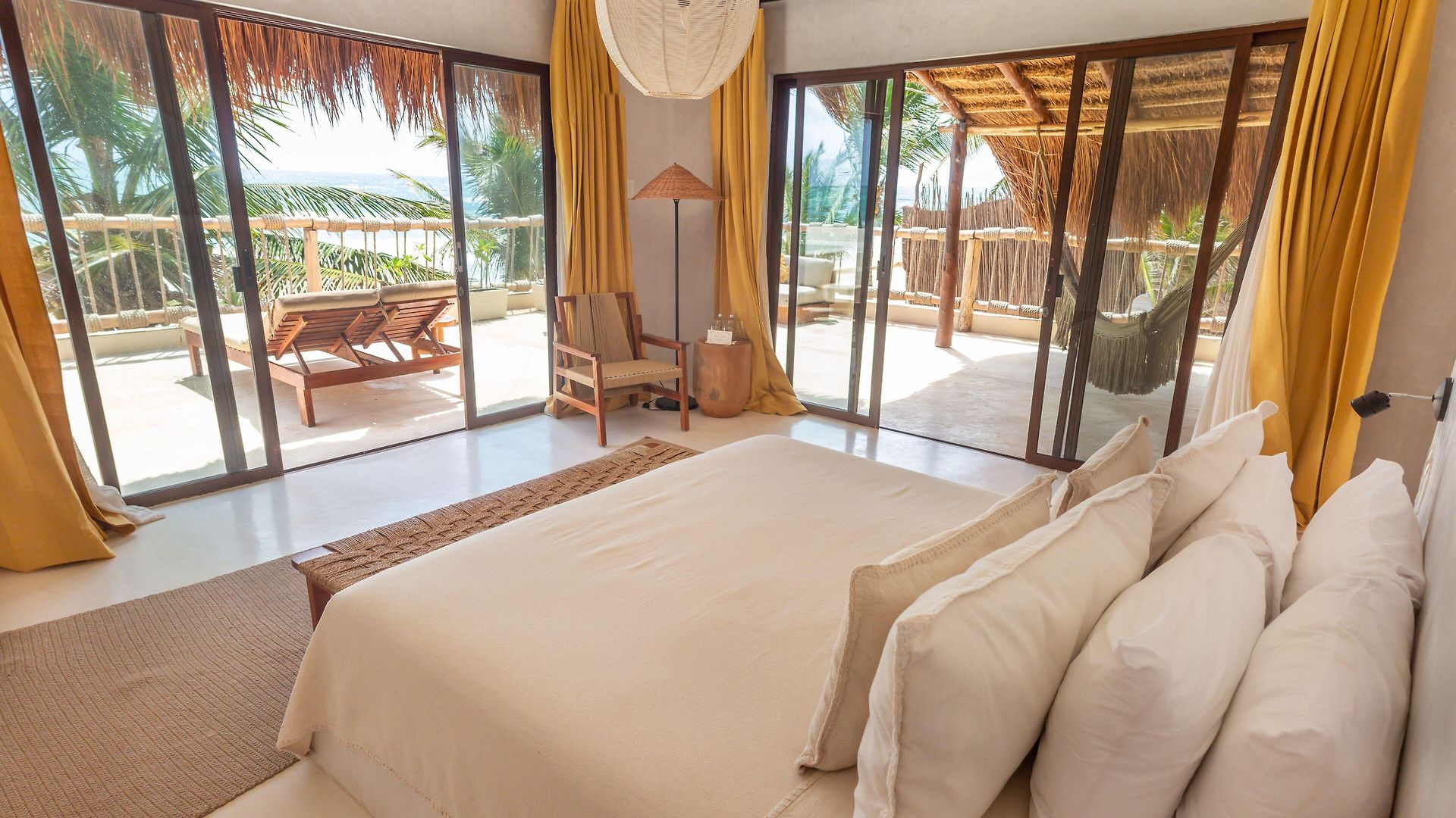 Dune Boutique Located At The Party Zone (adults Only) Tulum