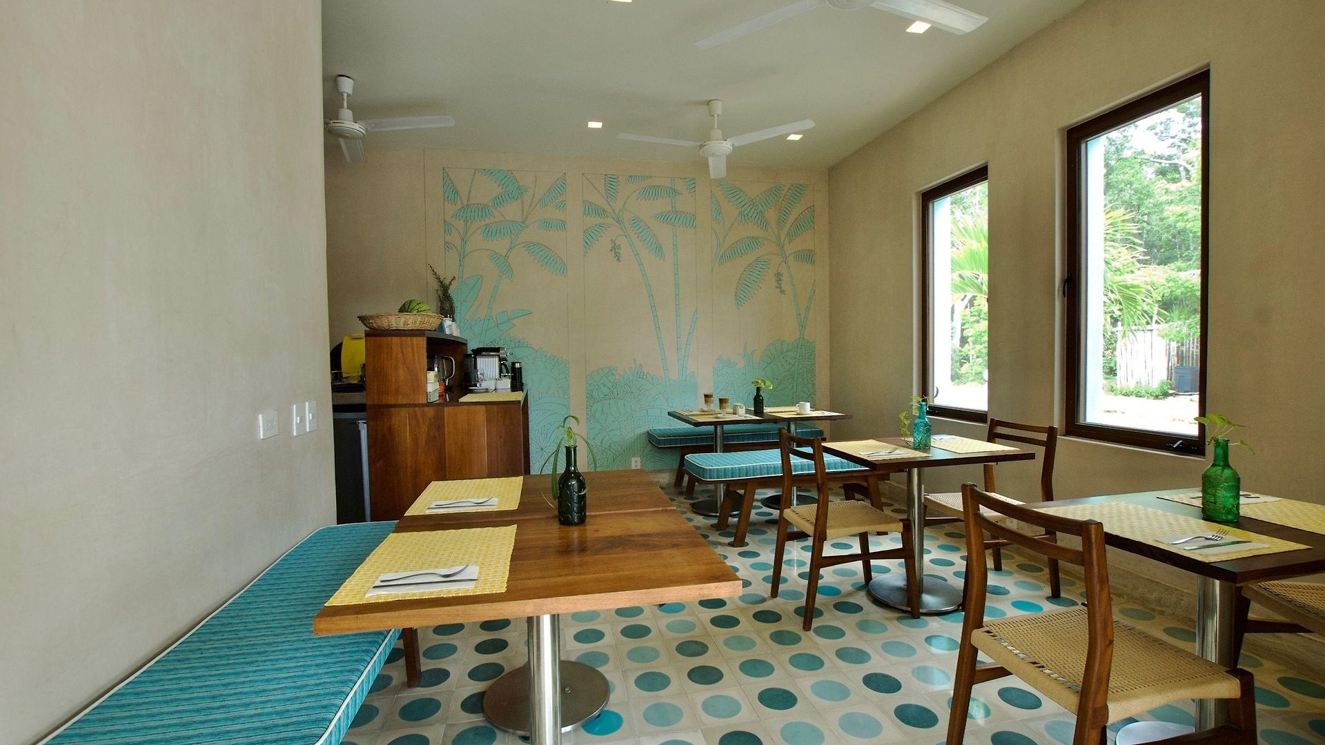Tiki Tiki Hotel 4*