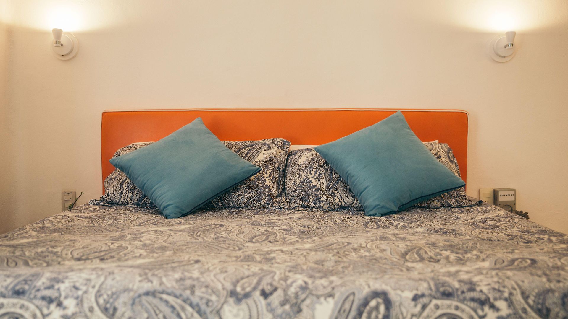 Hotel Teetotum