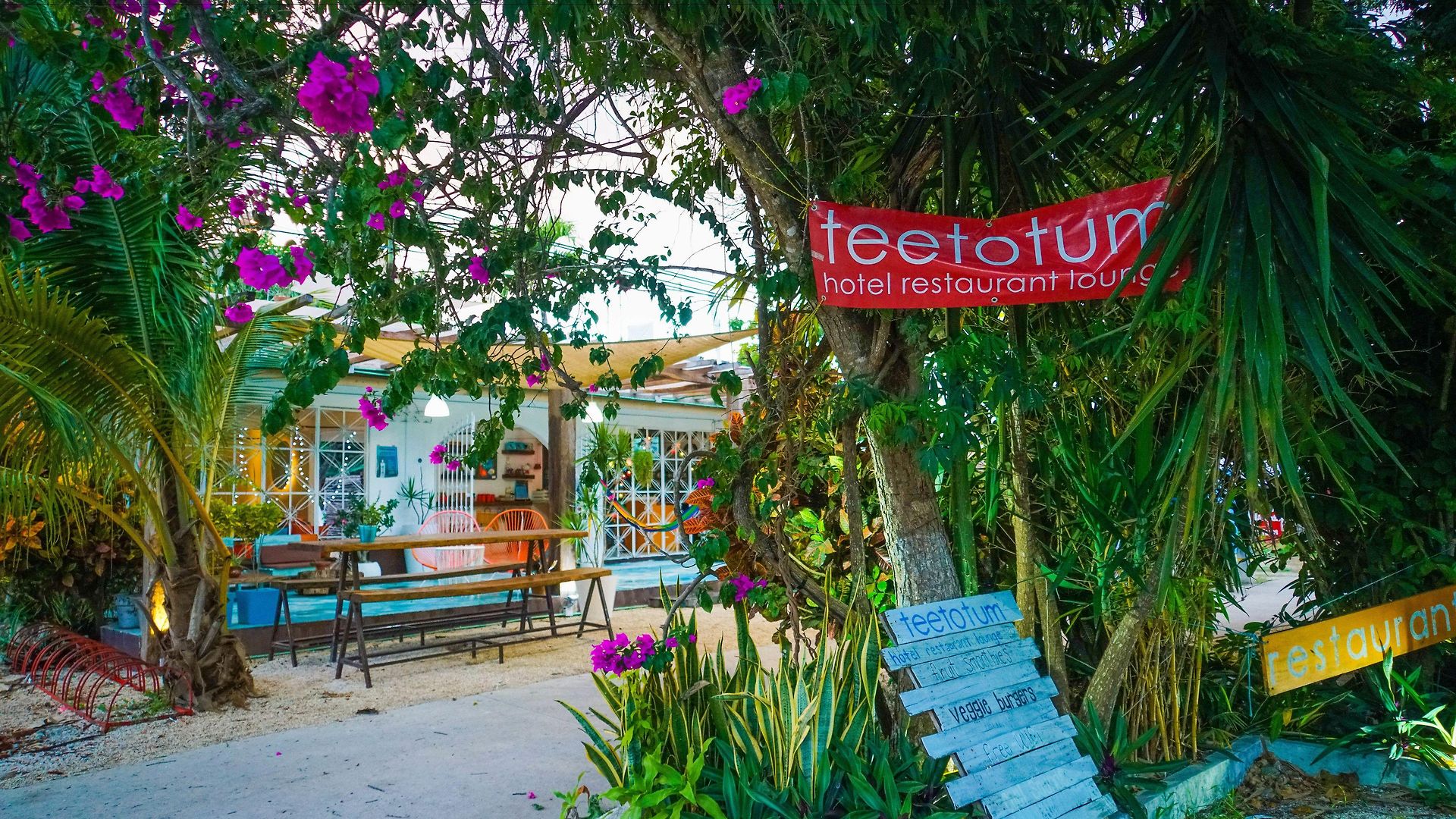 Hotel Teetotum 3*