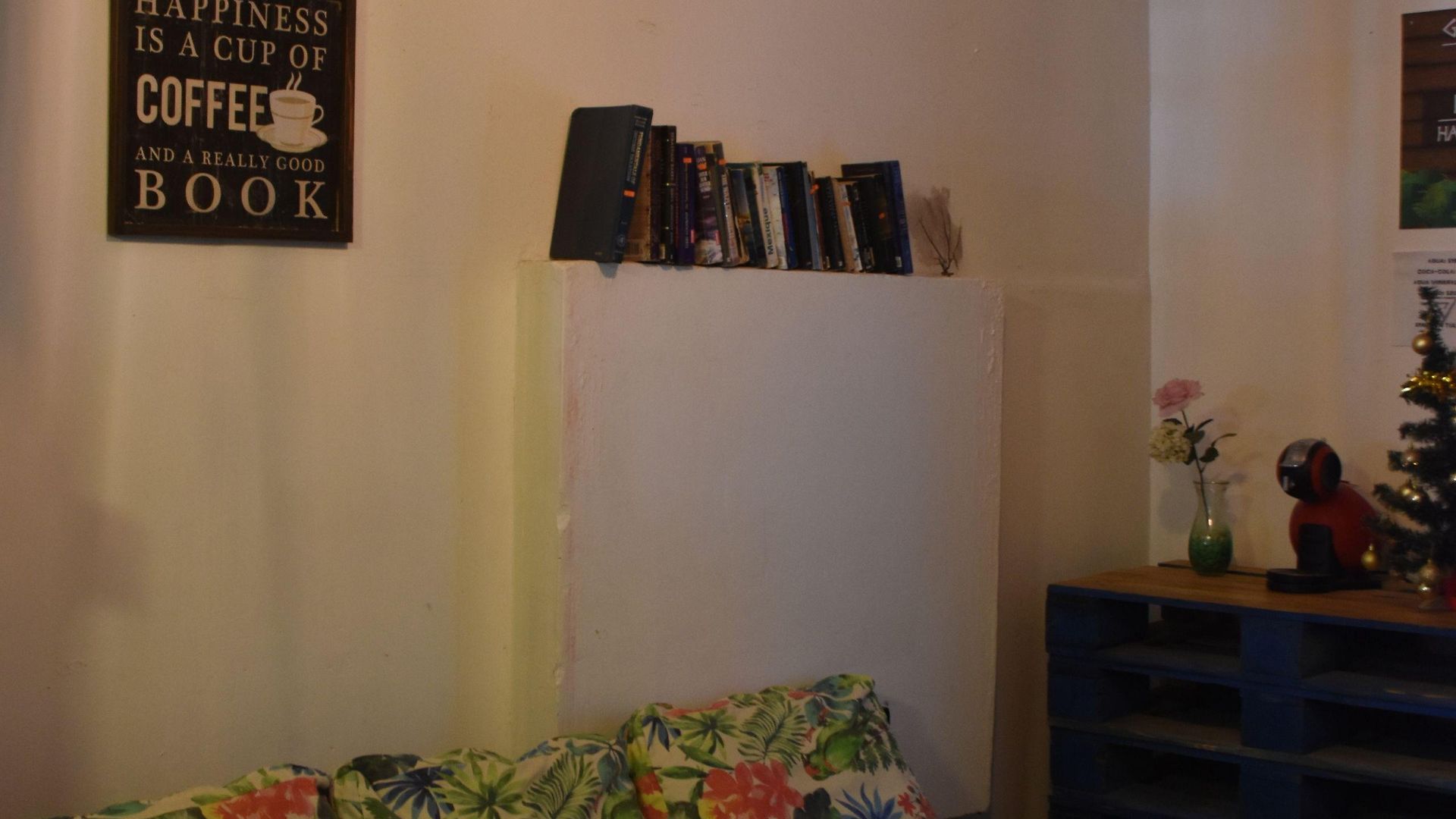 Hostal Emotion Avenida & *