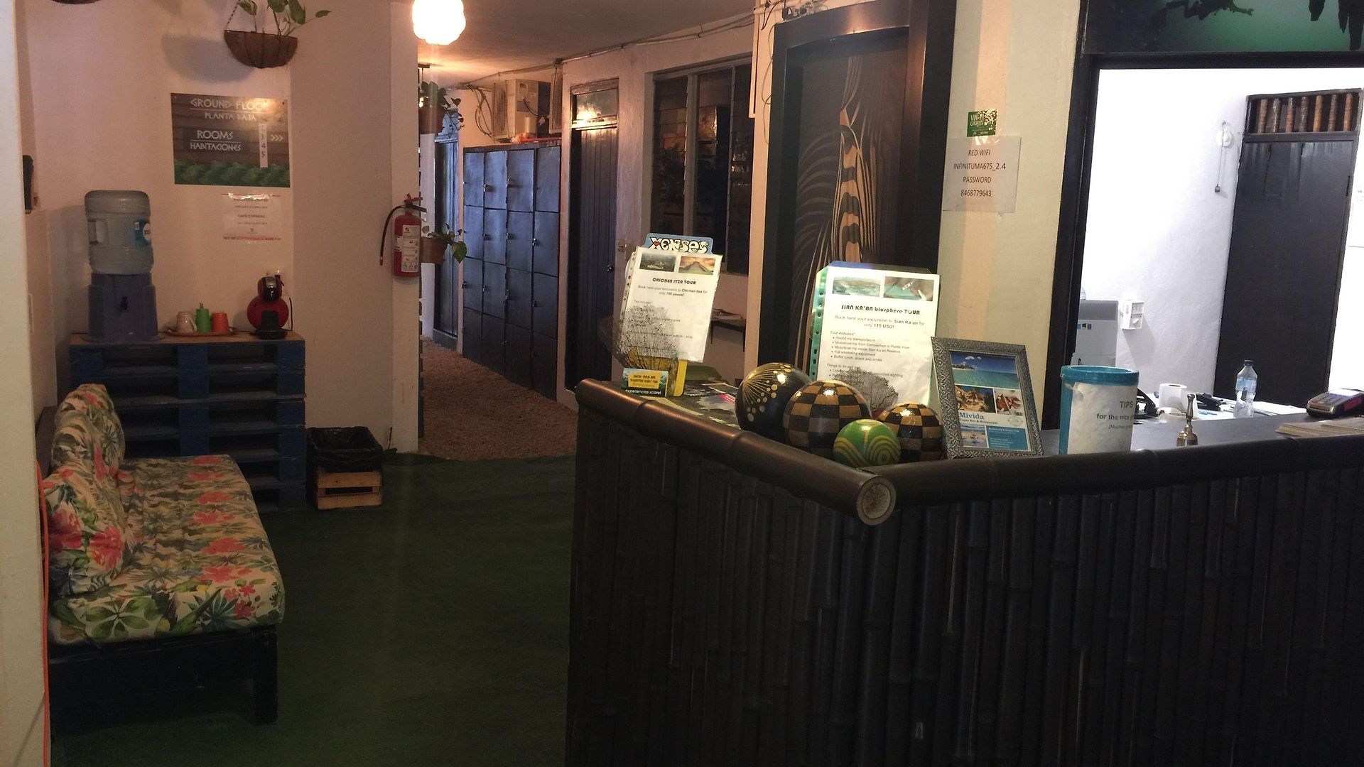 Hostal Emotion Avenida & Tulum