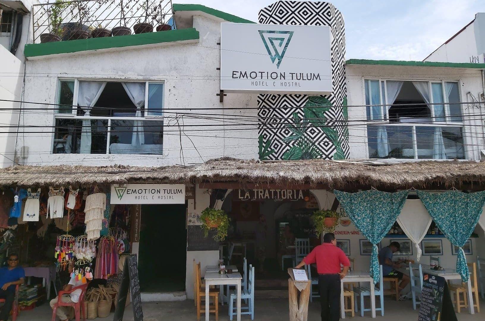 Hostal Emotion Avenida & Tulum