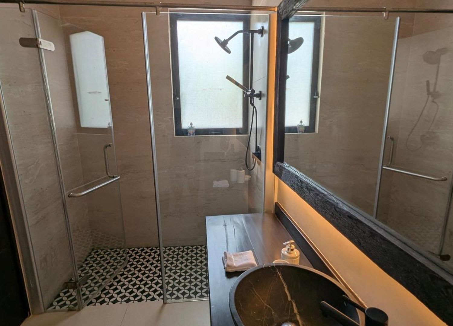 Luxury 4 Bedroom With Private Pool