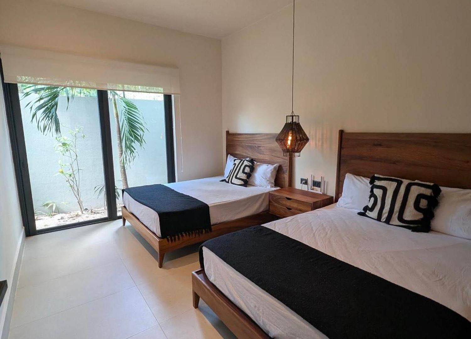 Villa Luxury 4 Bedroom With Private Pool *