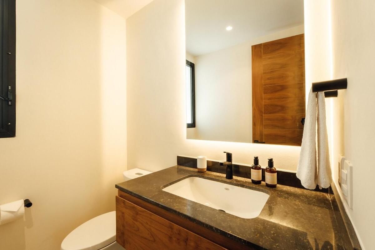 Magnificent 1 Bedroom In 101 Park Apartamento *