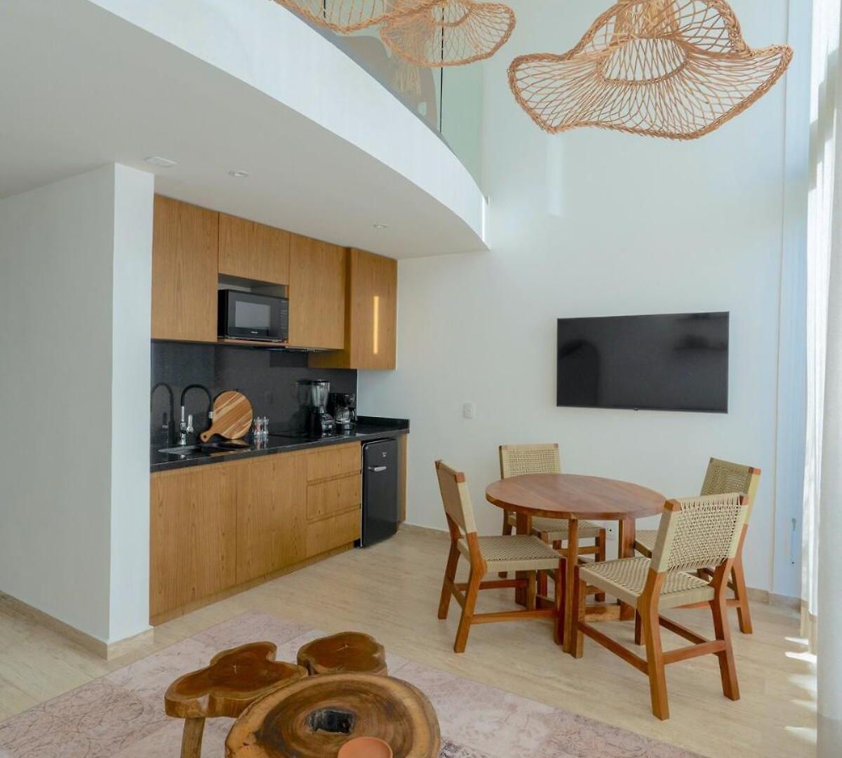 Jungle Loft Mistiq Garden 2 -skypool -gym -beach *