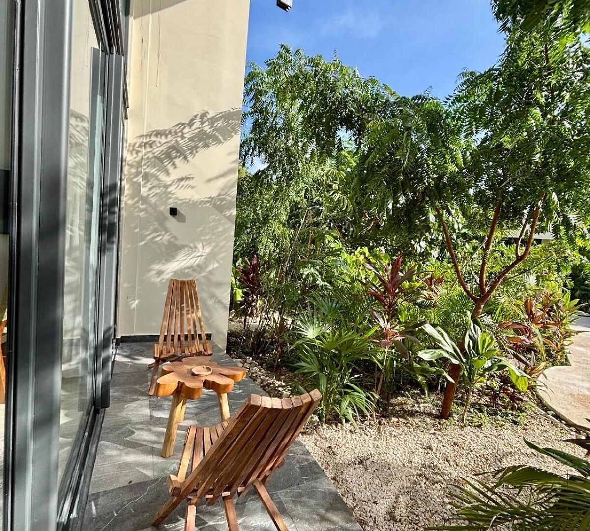 Apartment Jungle Loft Mistiq Garden 2 -skypool -gym -beach *