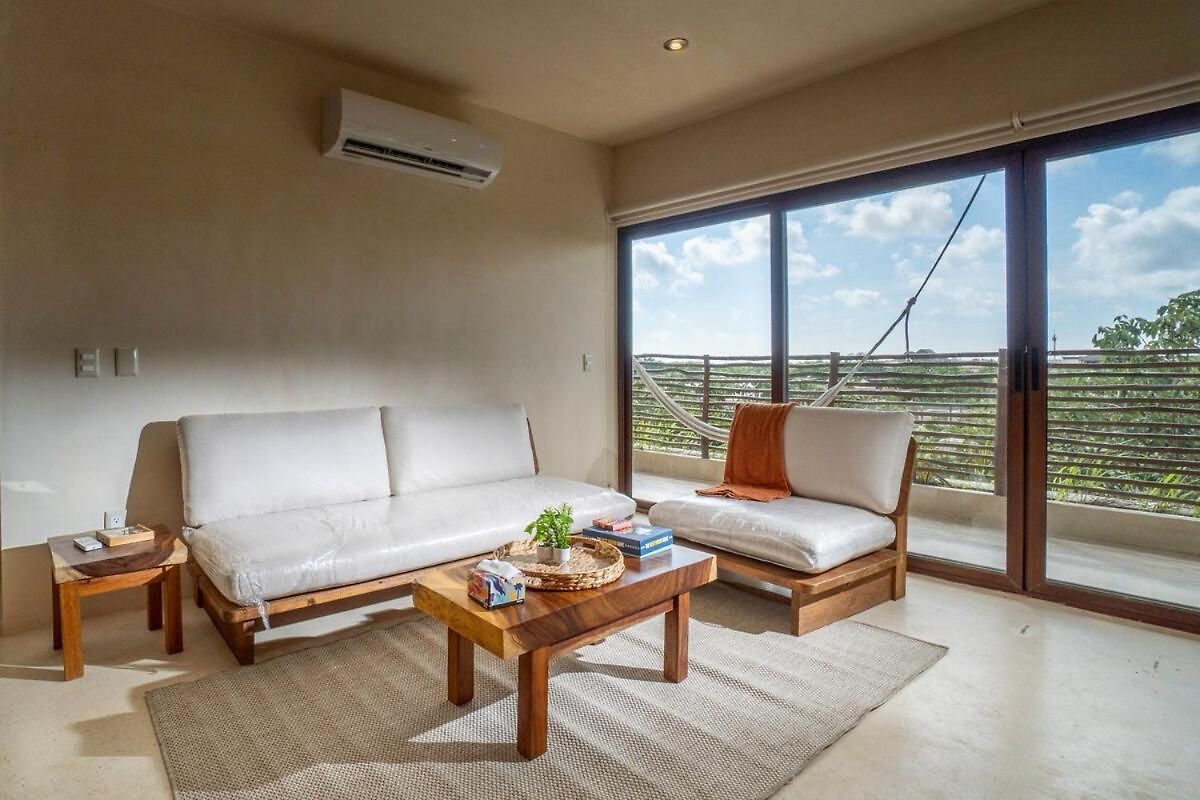 Jungle Heaven Penthouse Apartment