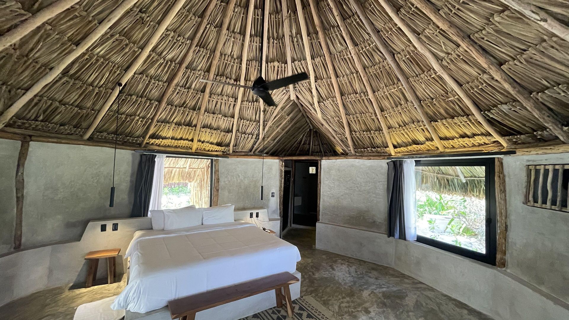 Hotel Maya By G