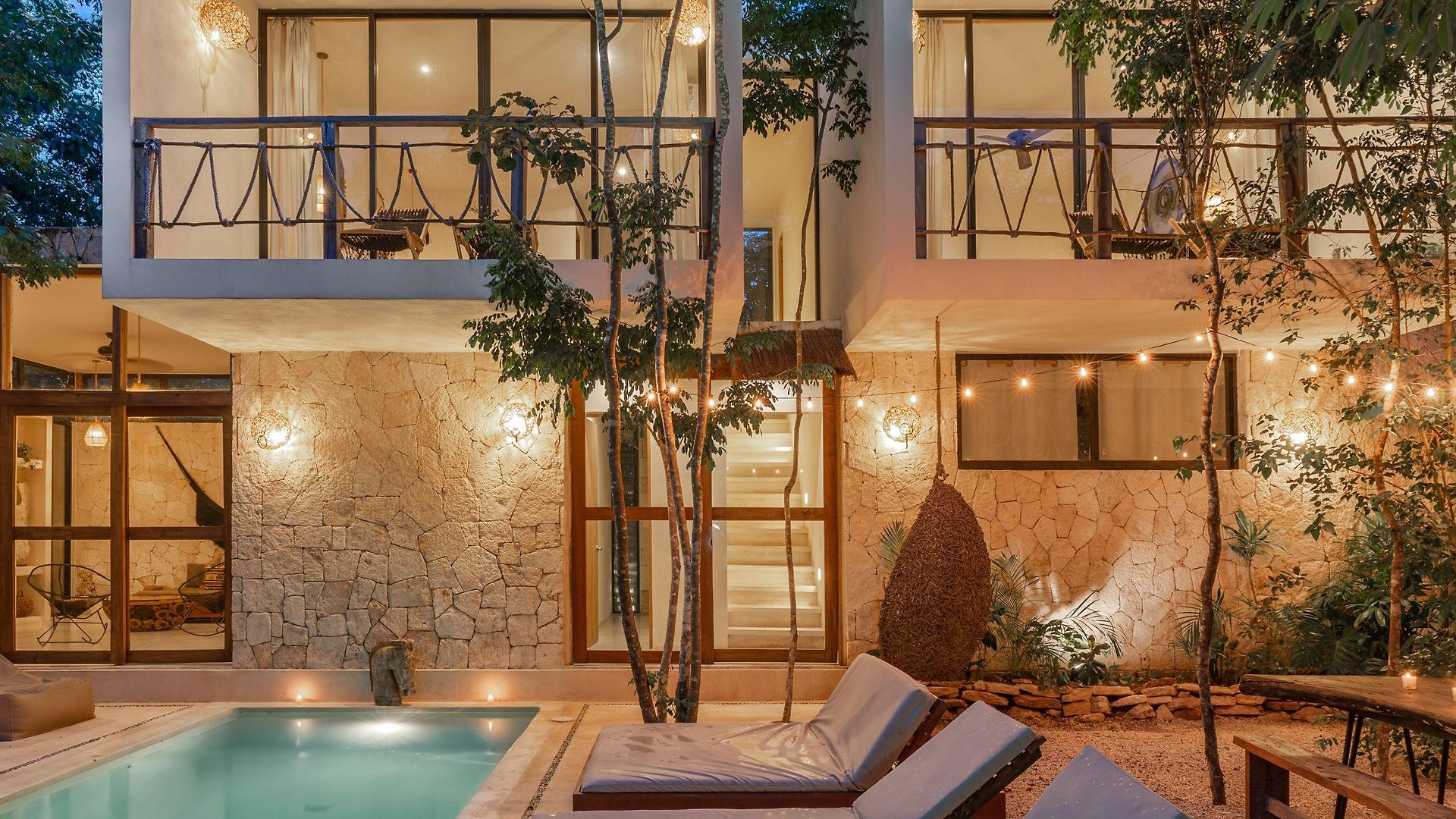Vida Hotel