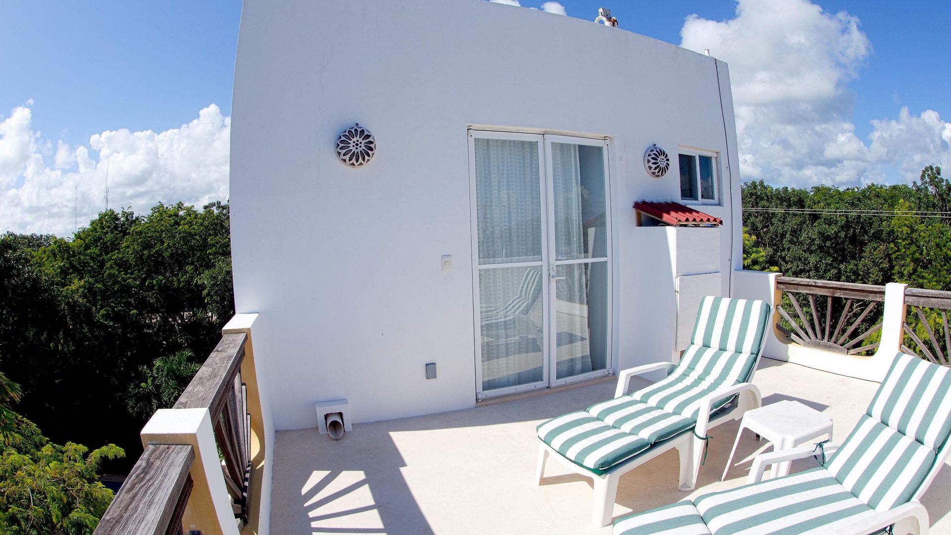 Hotel Mango 3*