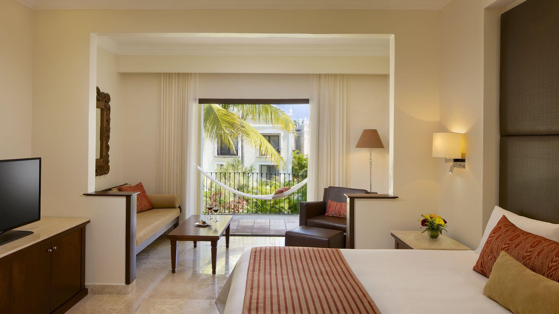 Dreams & Resort