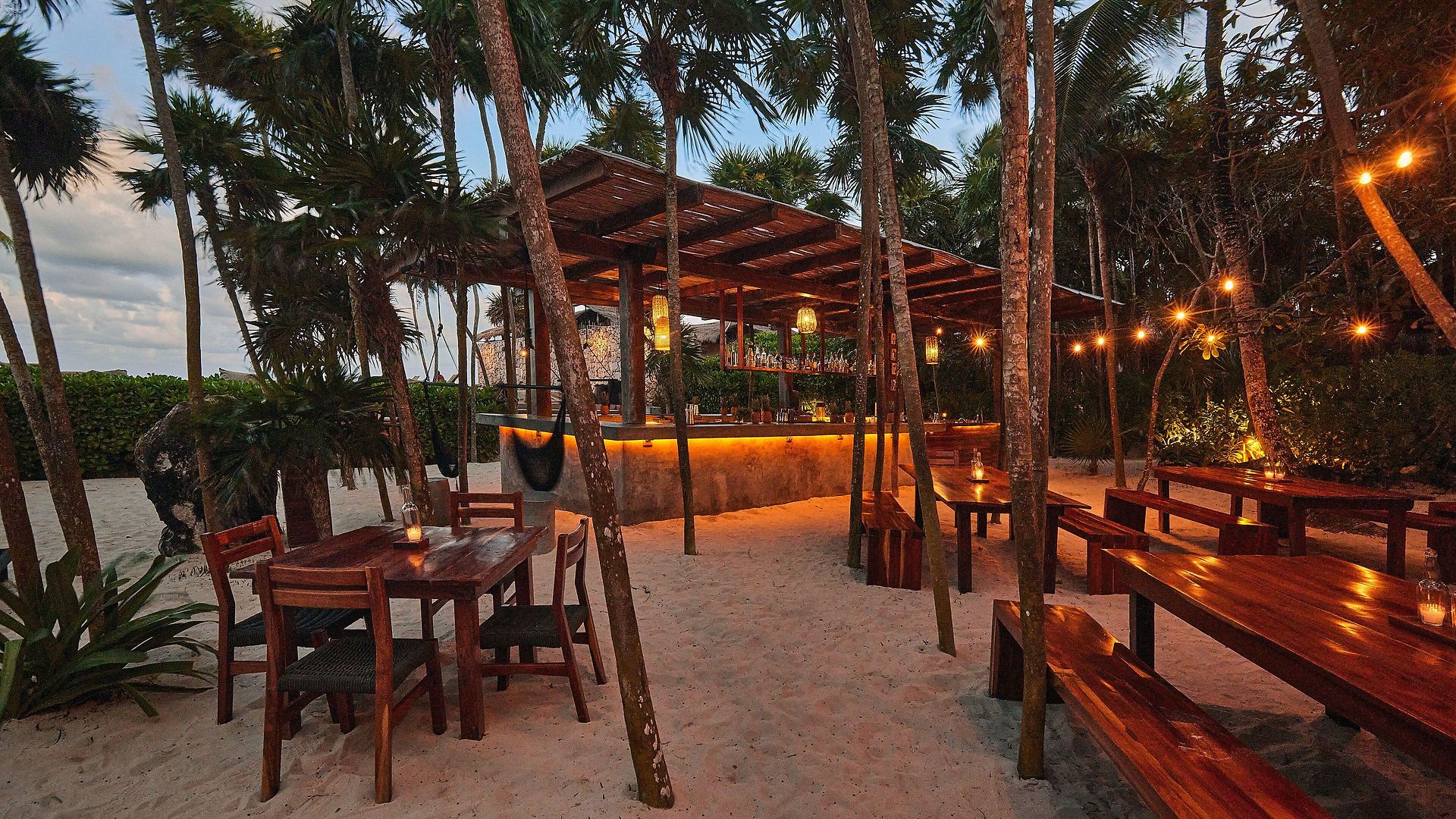 Our Habitas - Adults Only Hotel