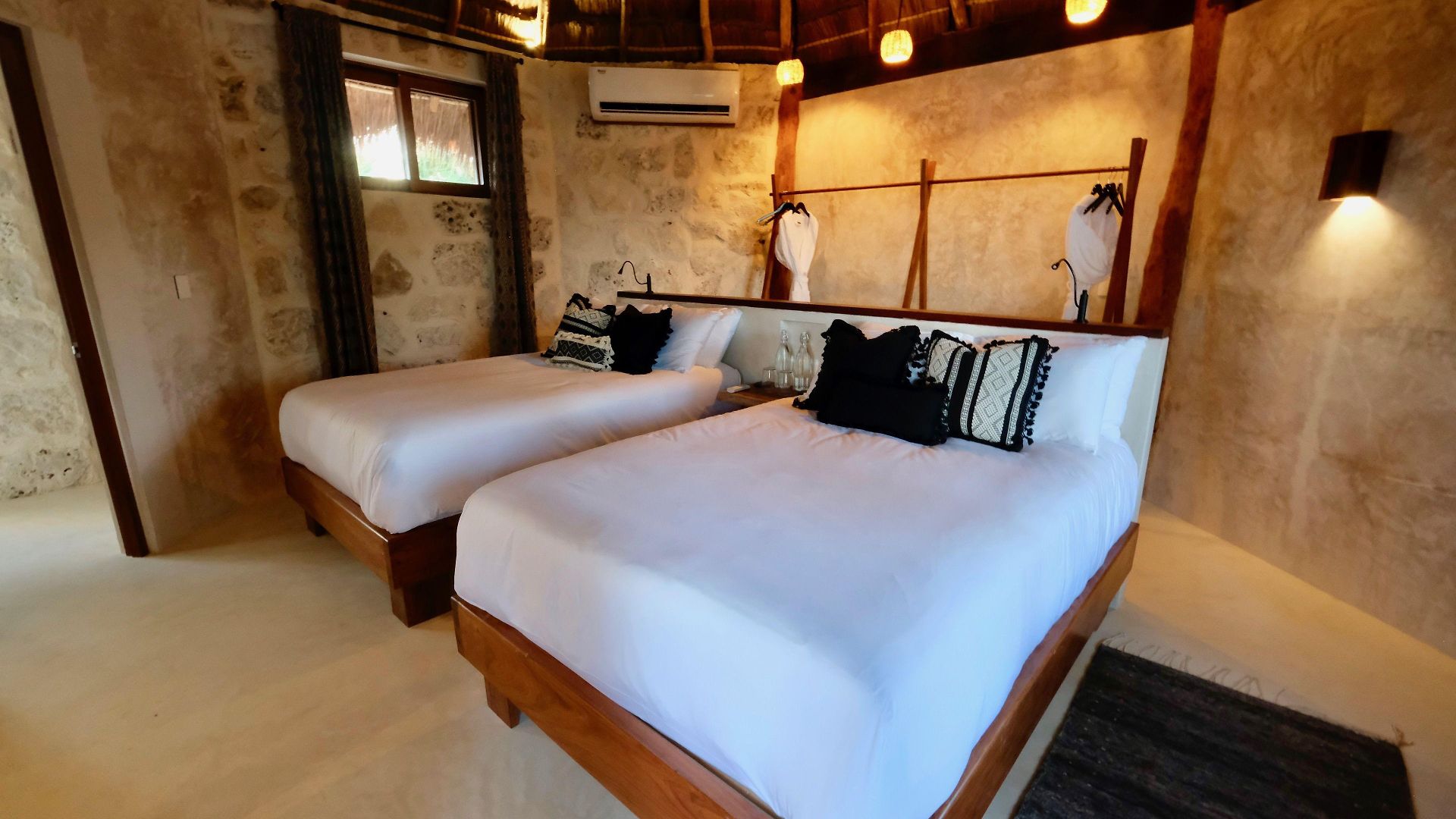 Casa Ganesh Beachfront