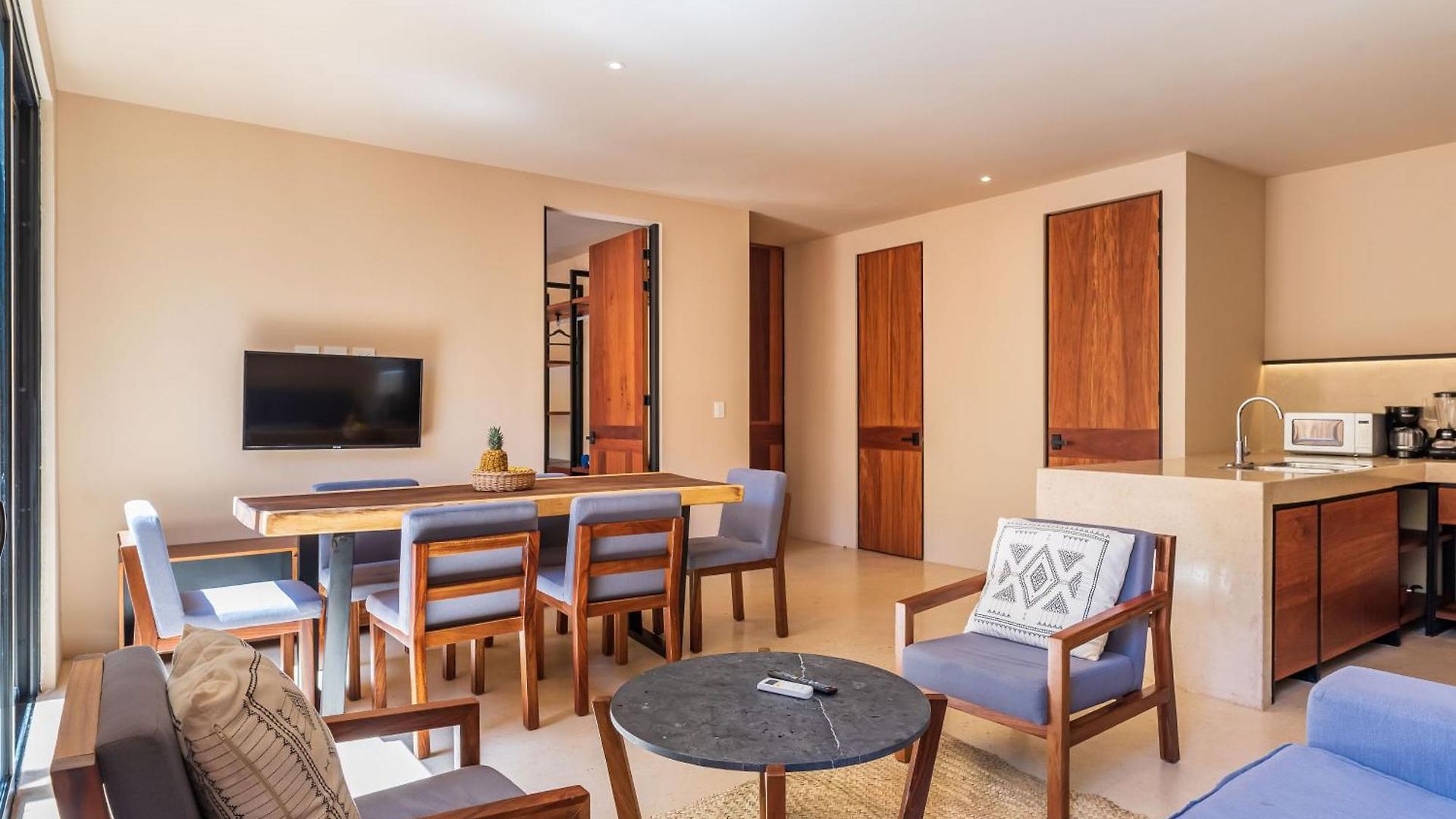 Sessile By The Spot Apartment *