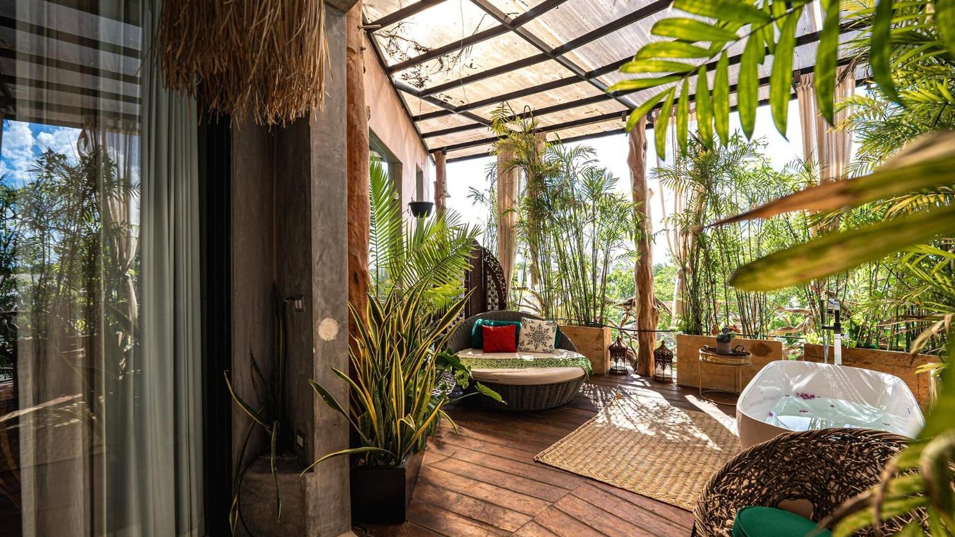 Hotel Xkeban Adults-only Weekend Party 4*