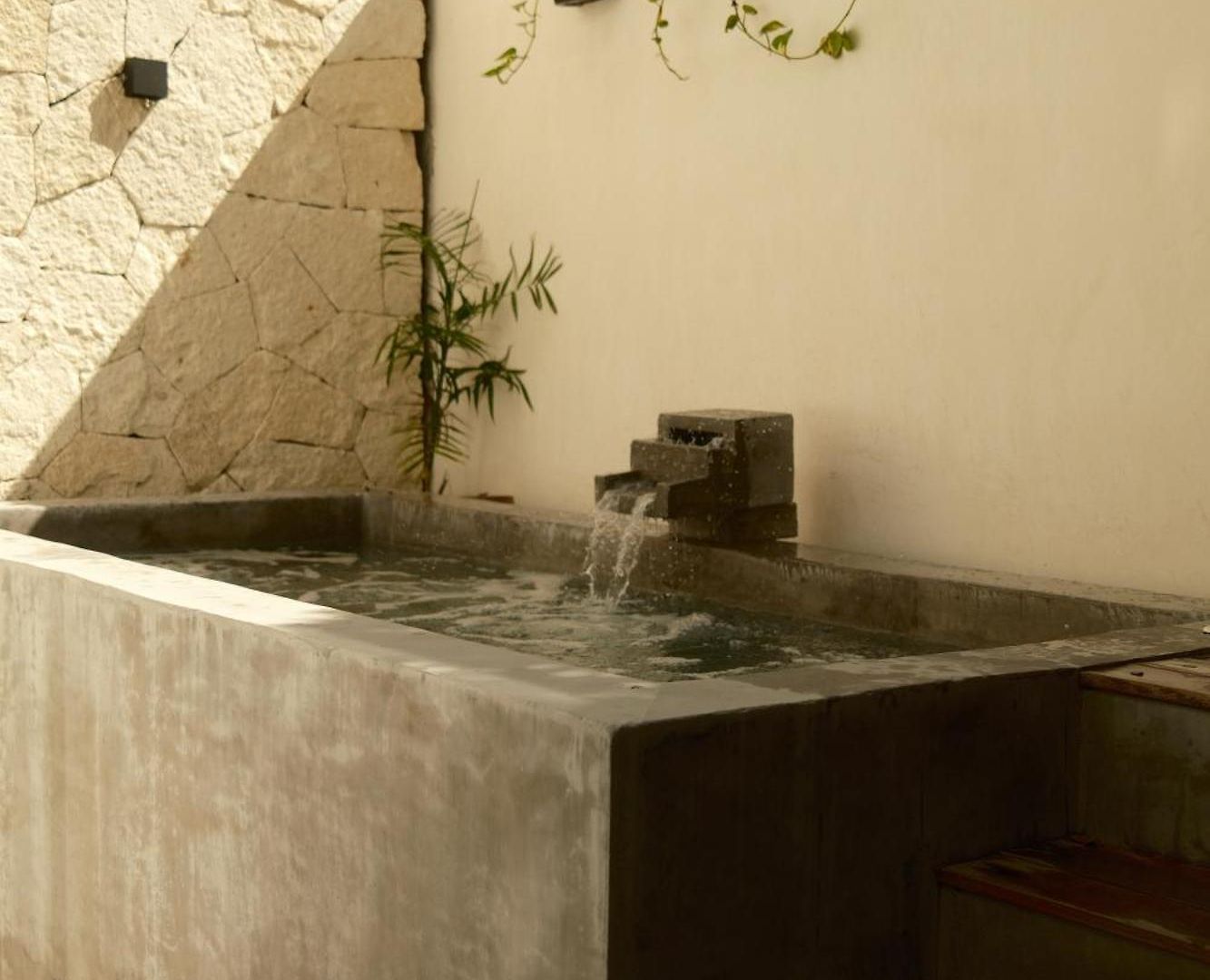 Apartment Downtown Penthouse With Private Pool, Rooftop Pool And Gym, Short Distance From Beaches, Restaurants & Nightlife
