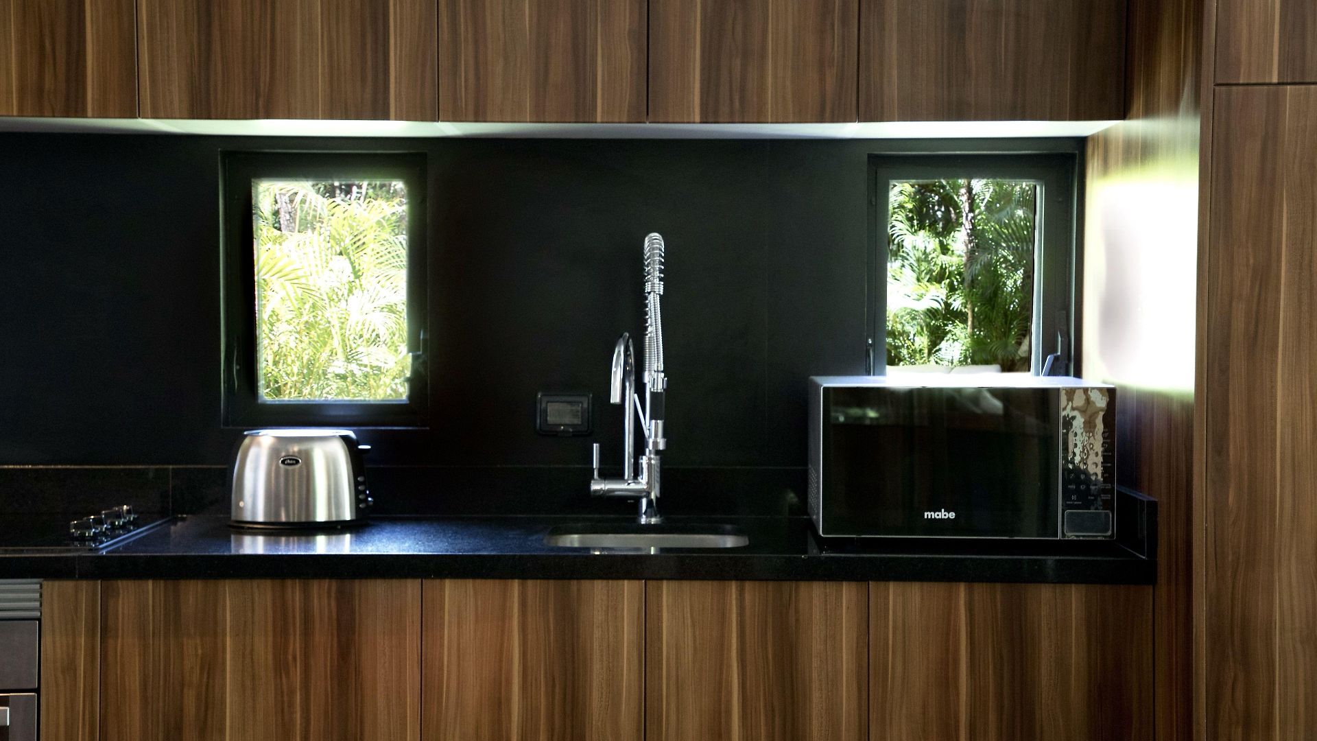 Hotel Arthouse Art Residences