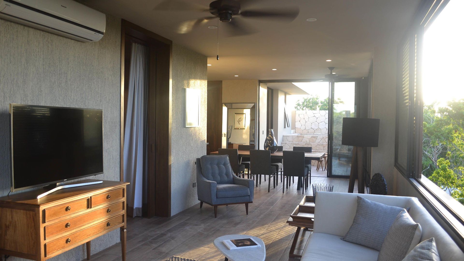 Hotel Arthouse Art Residences