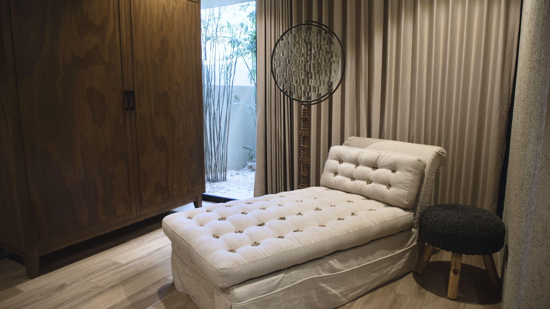 Hotel Arthouse Art Residences