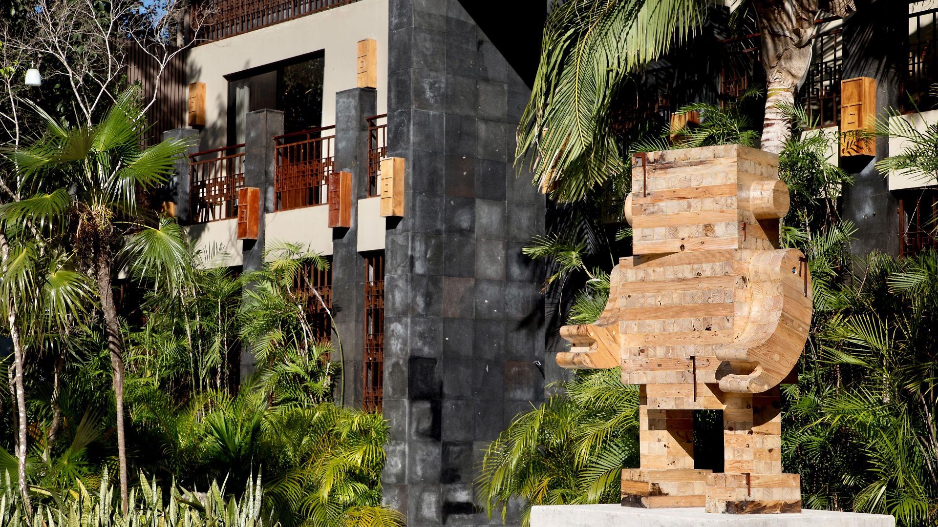 Arthouse Art Residences Hotel