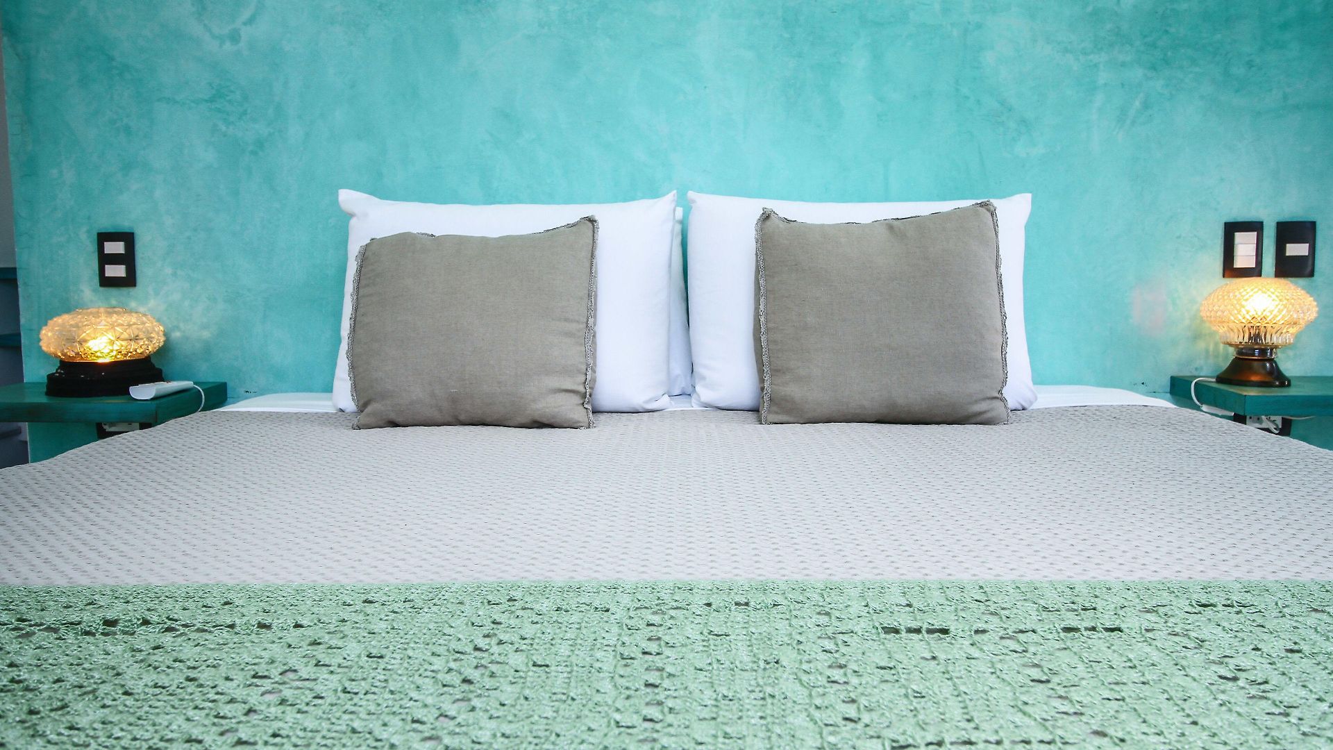 Turquoise (adults Only)