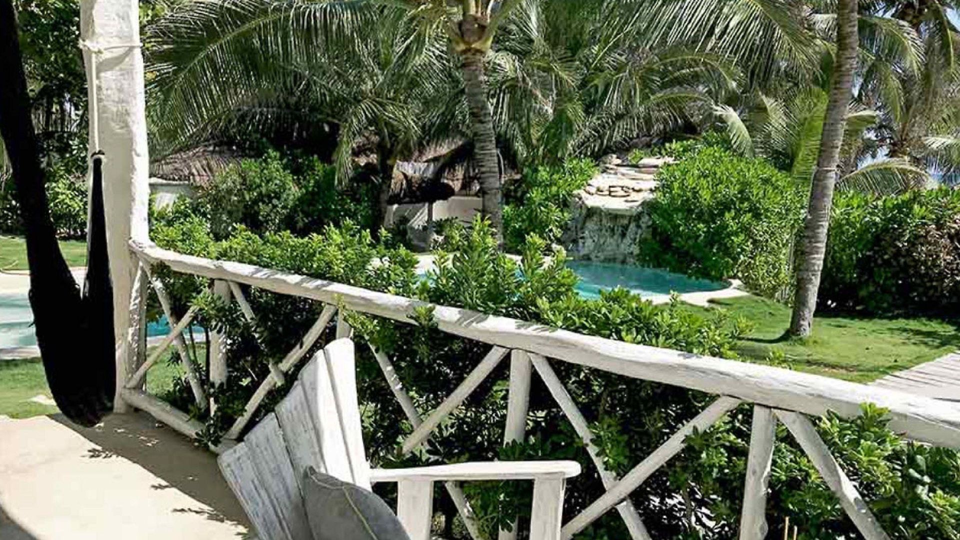 Coco Unlimited Hotel 5*