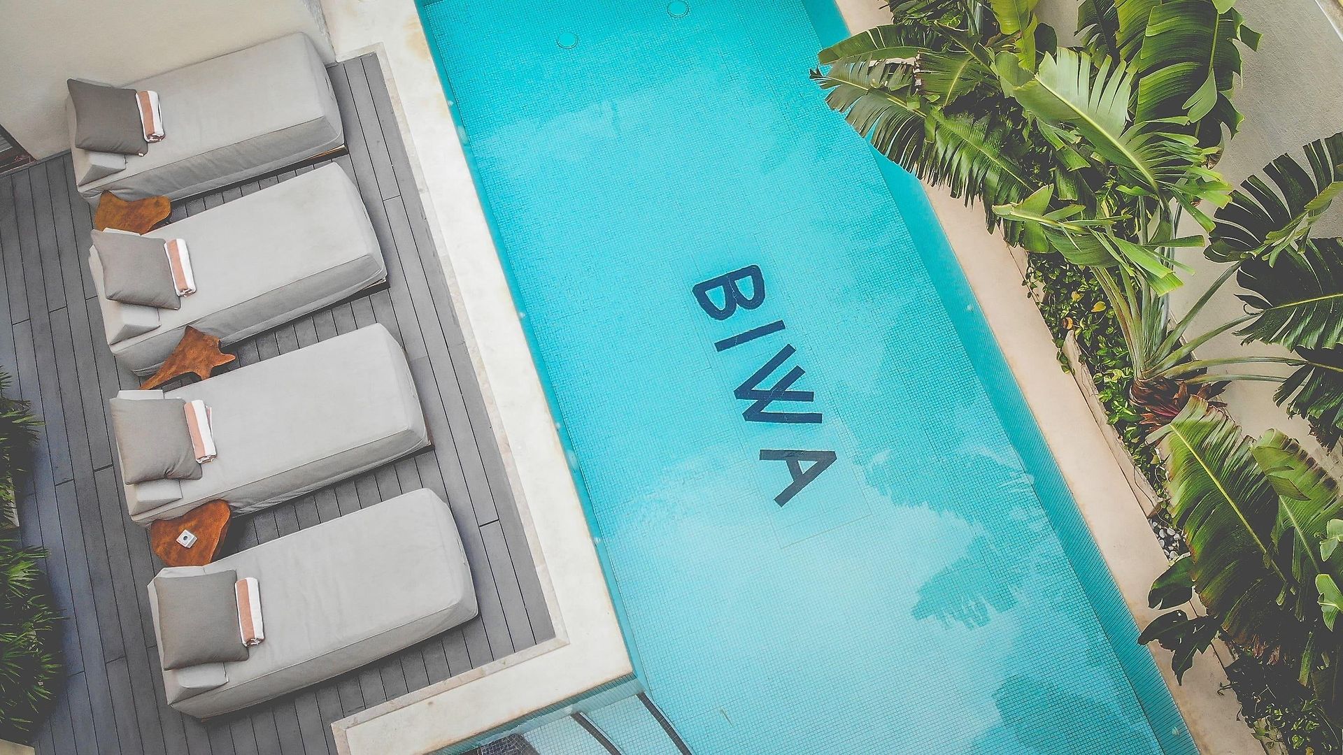 Biwa Hotel 4*
