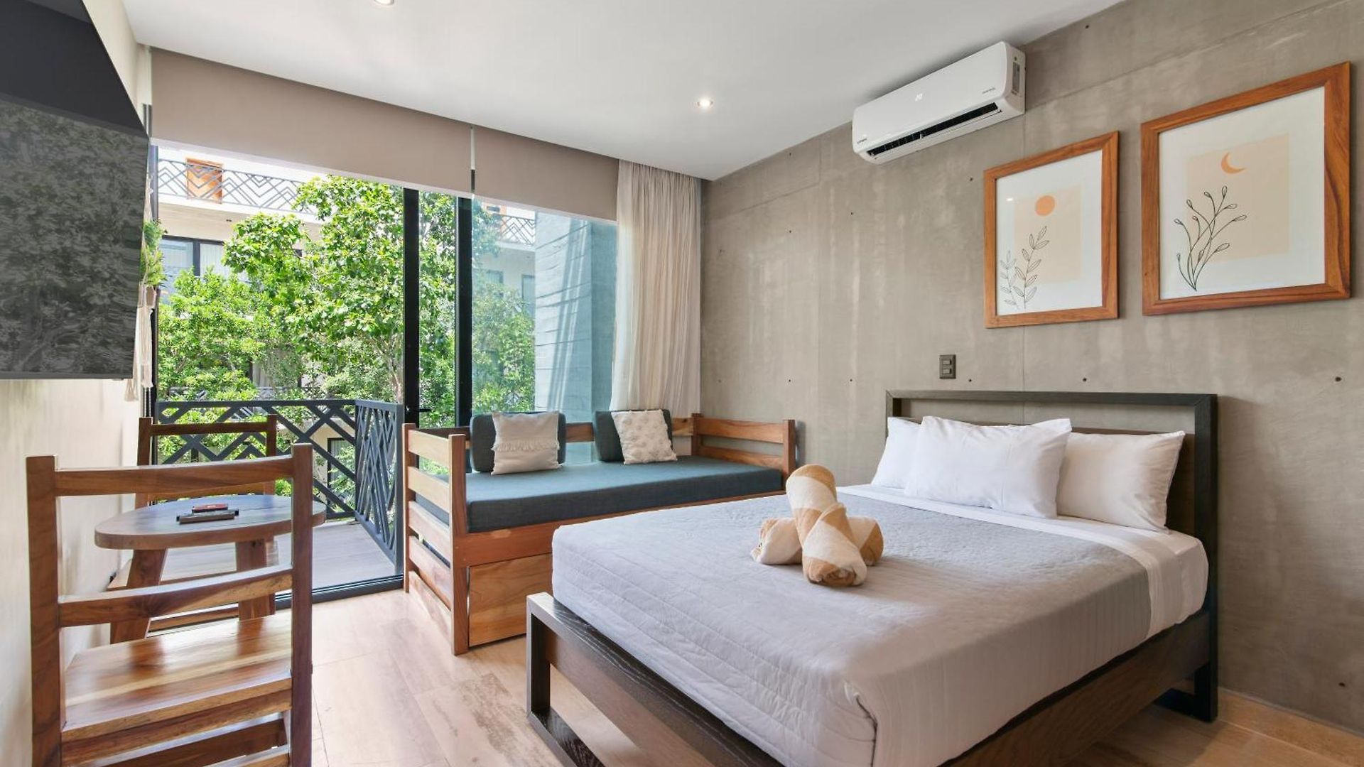 Unwind | Private Balcony & Rooftop Pools | Casago