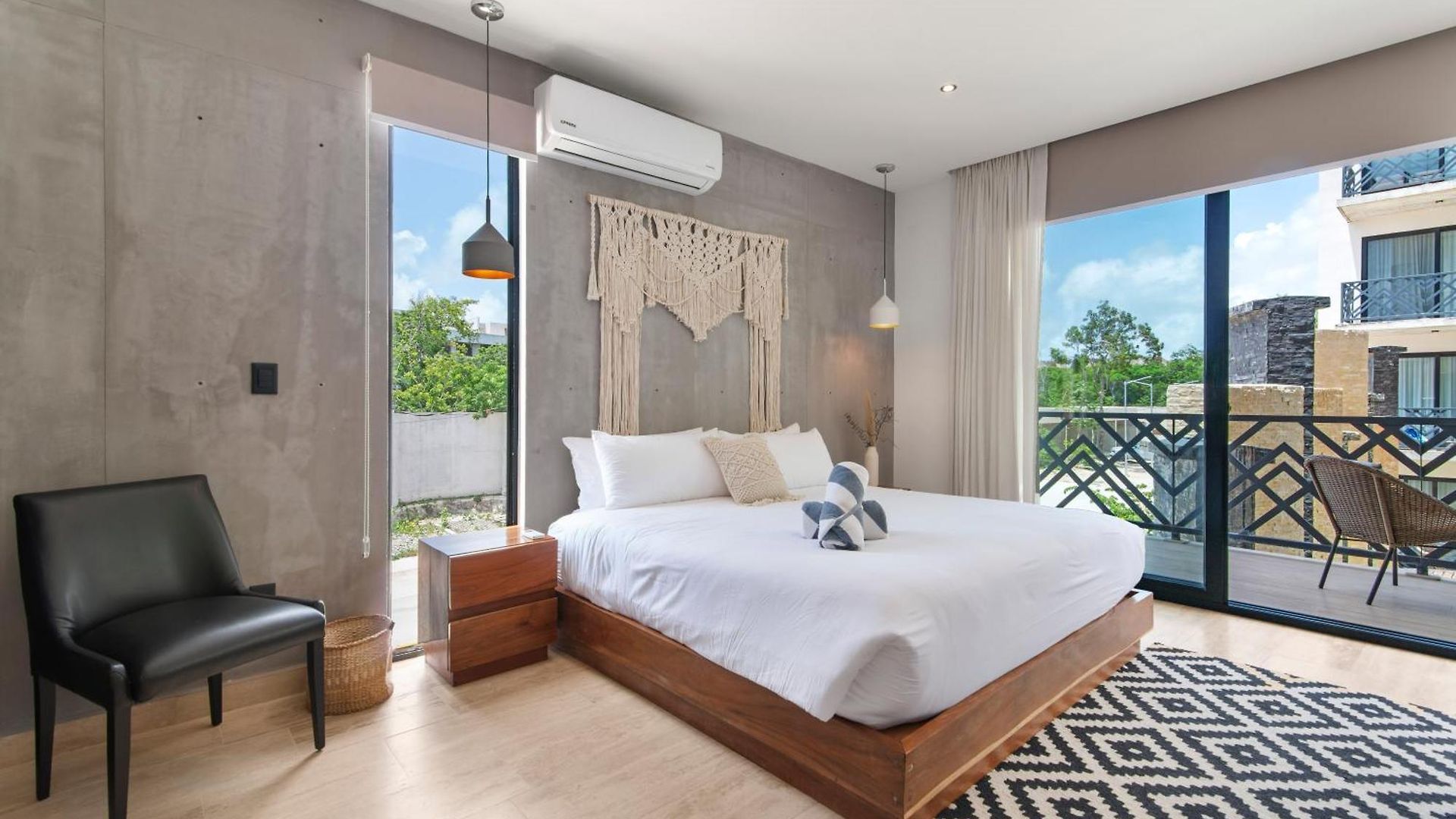 Unwind | Private Balcony & Rooftop Pools | Casago *