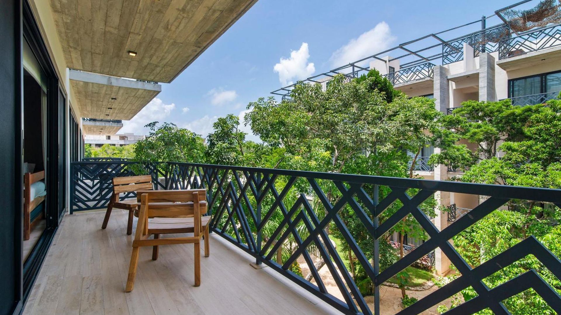 Holiday home Unwind | Private Balcony & Rooftop Pools | Casago Tulum