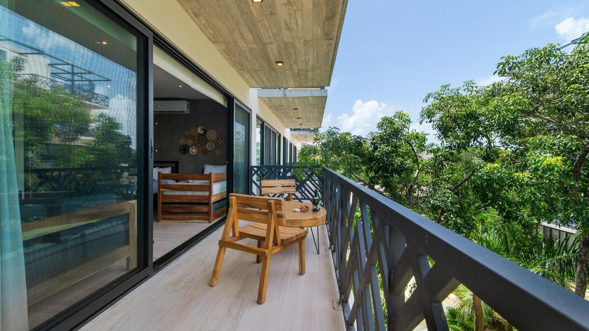 Unwind | Private Balcony & Rooftop Pools | Casago Tulum