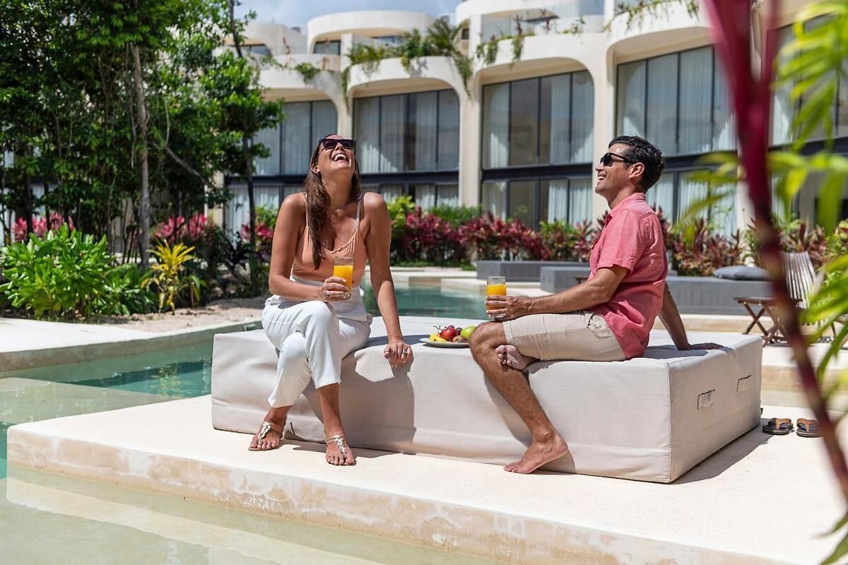 Luxury Mistiq Private Pool And Art