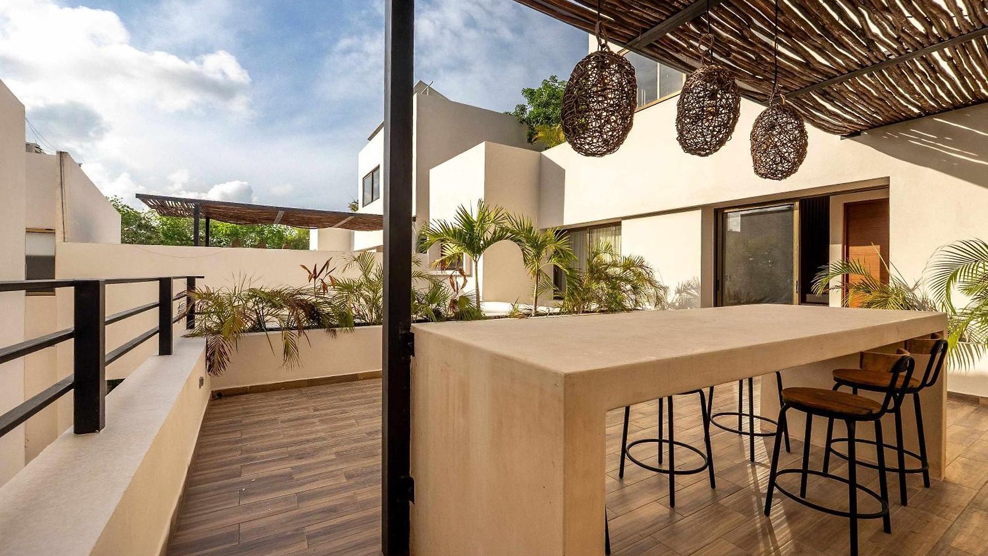Rare 8br Dual Getaway With 4 Private Pools Villa