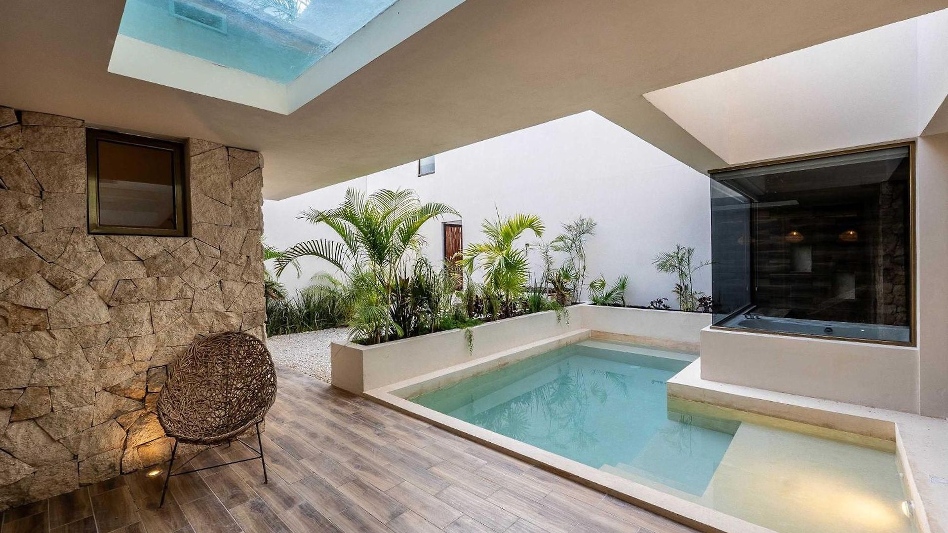 Rare 8br Dual Getaway With 4 Private Pools Villa *