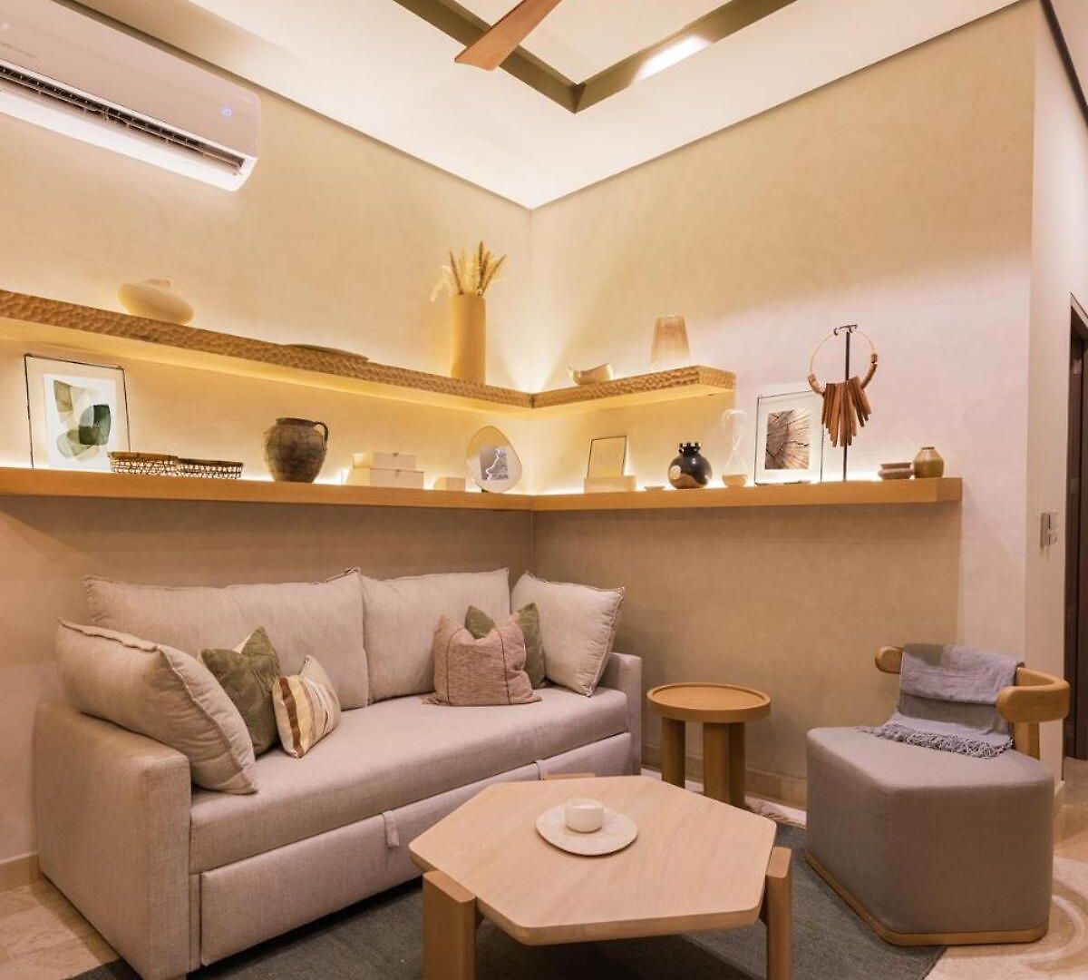Apartment Ultra Luxury Steps From