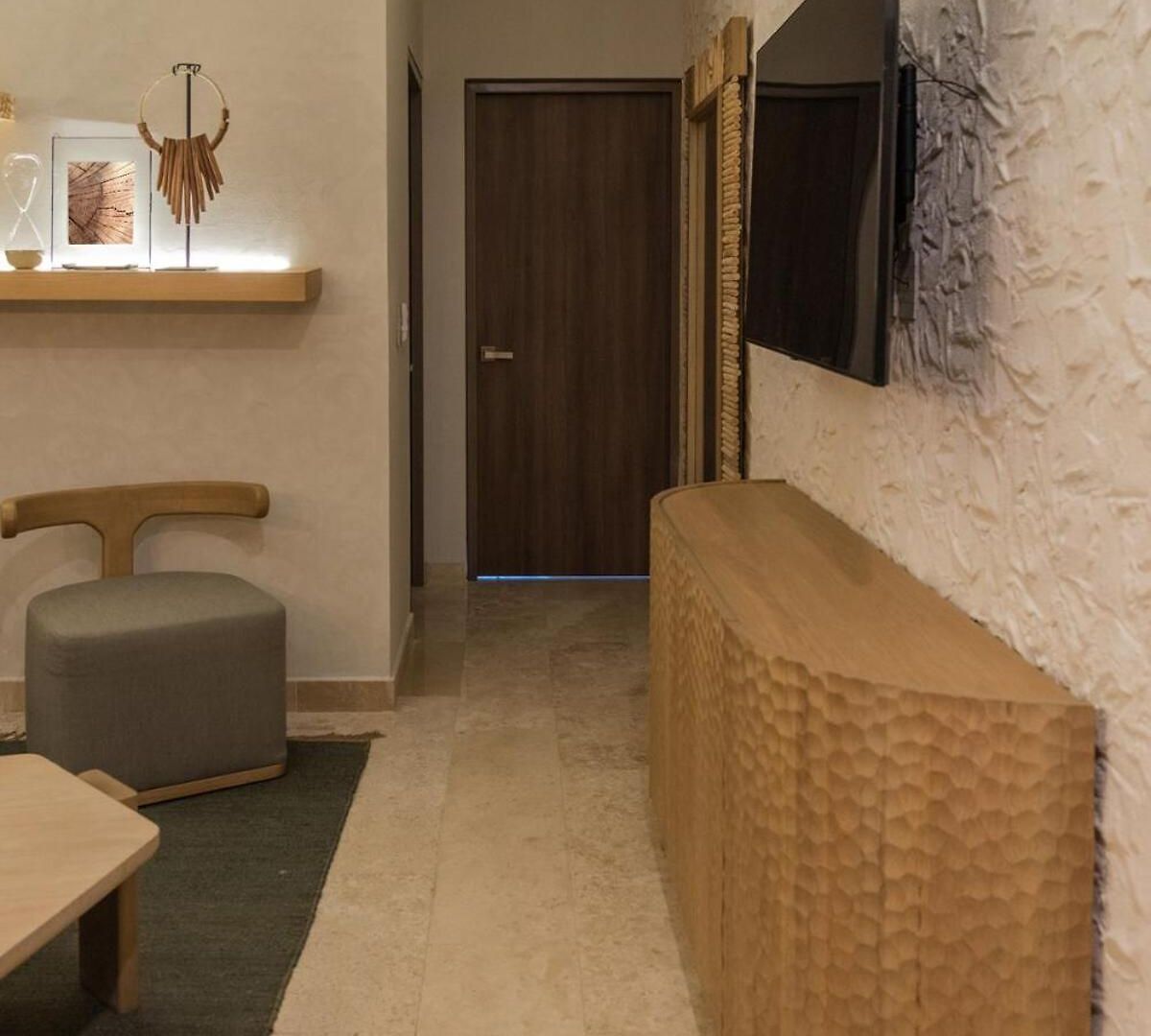 Ultra Luxury Steps From