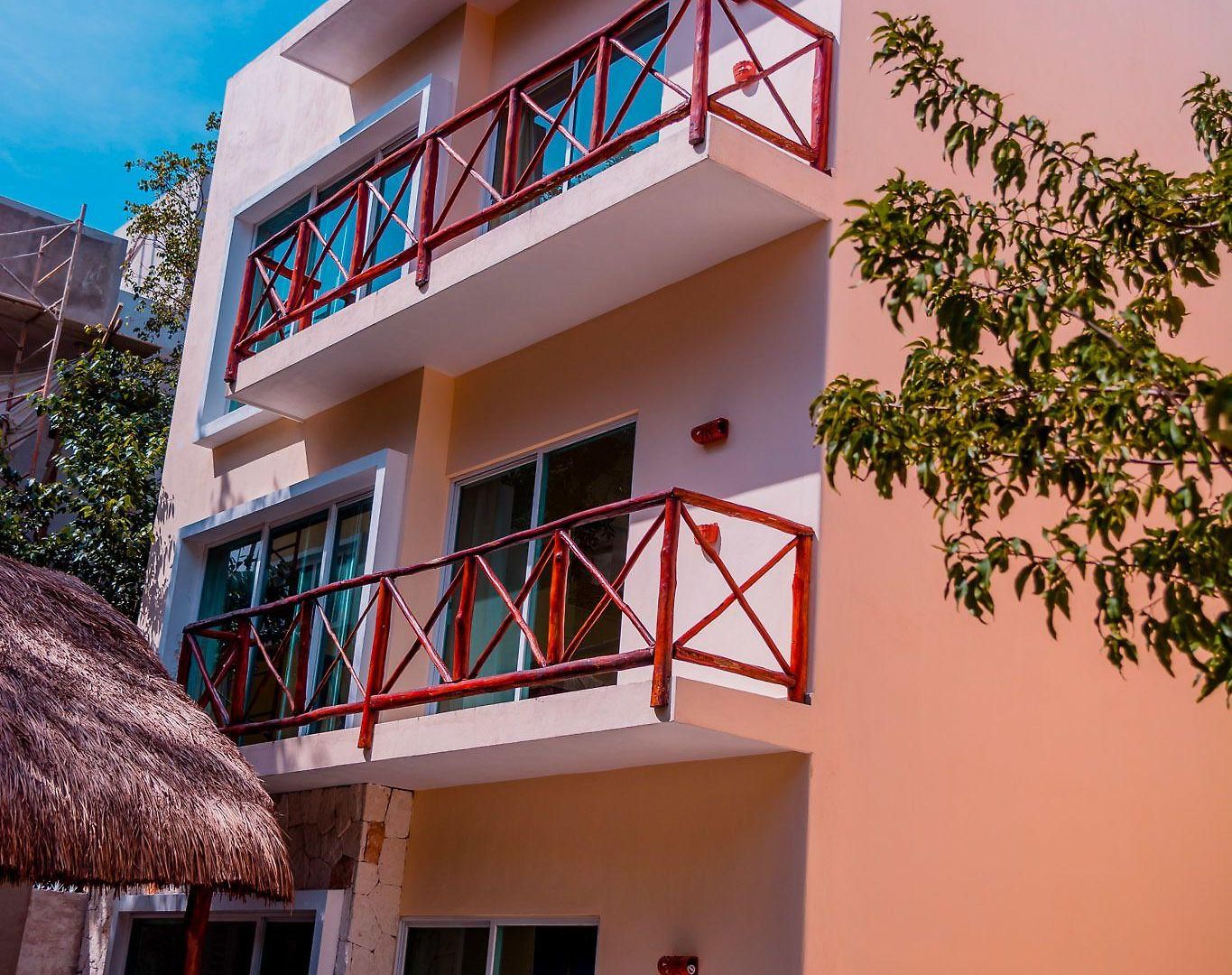 Apartahotel Nah 4*