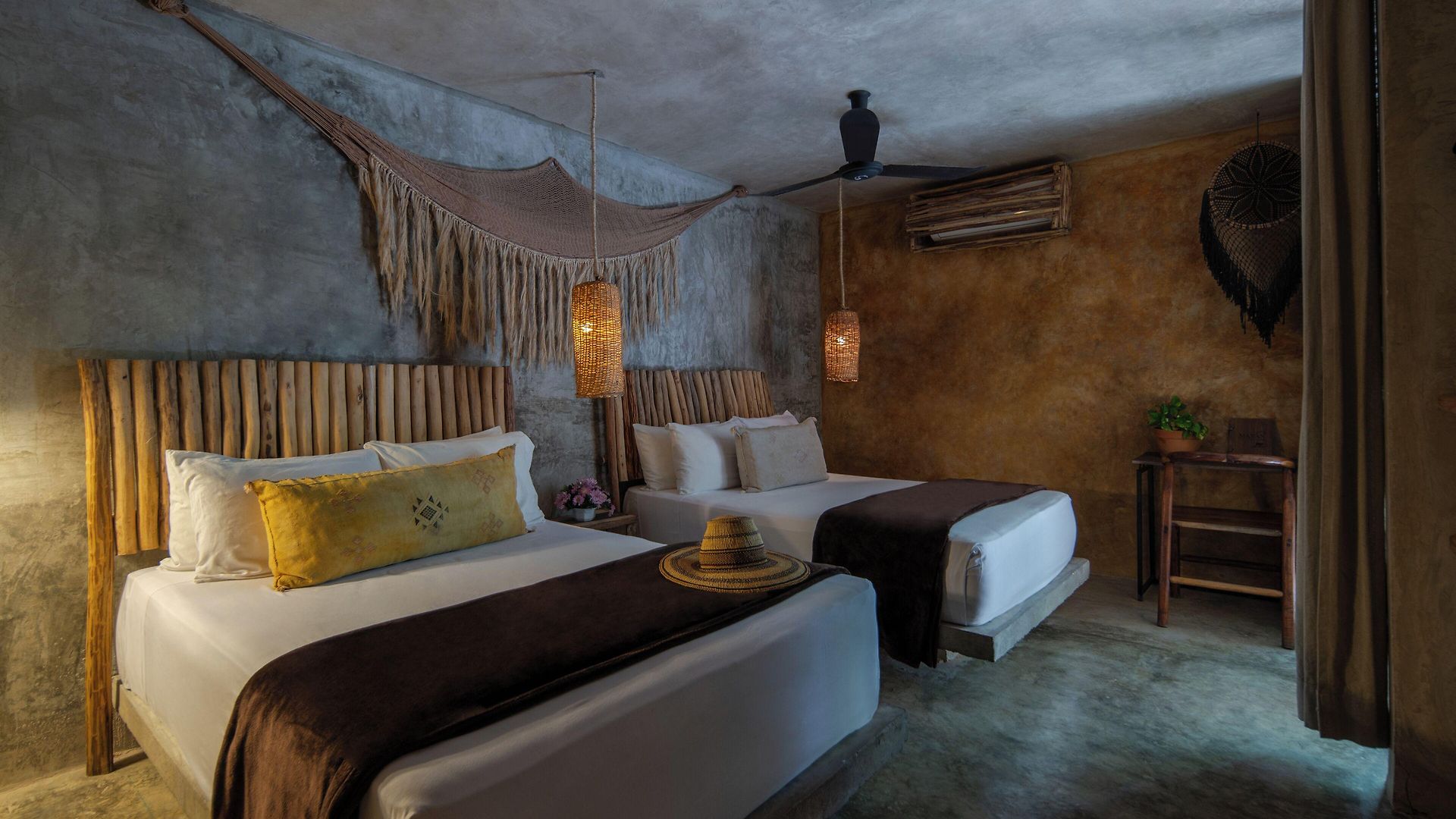 Hotel Casa Coyote 3*