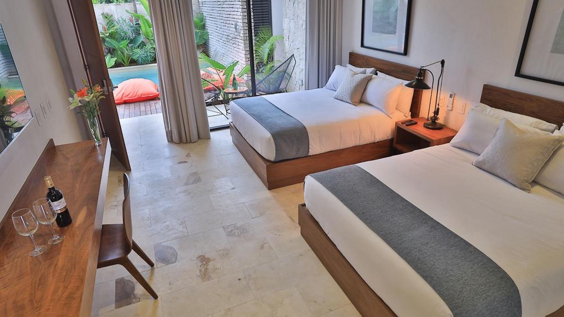 The Strabon Hotel 4*
