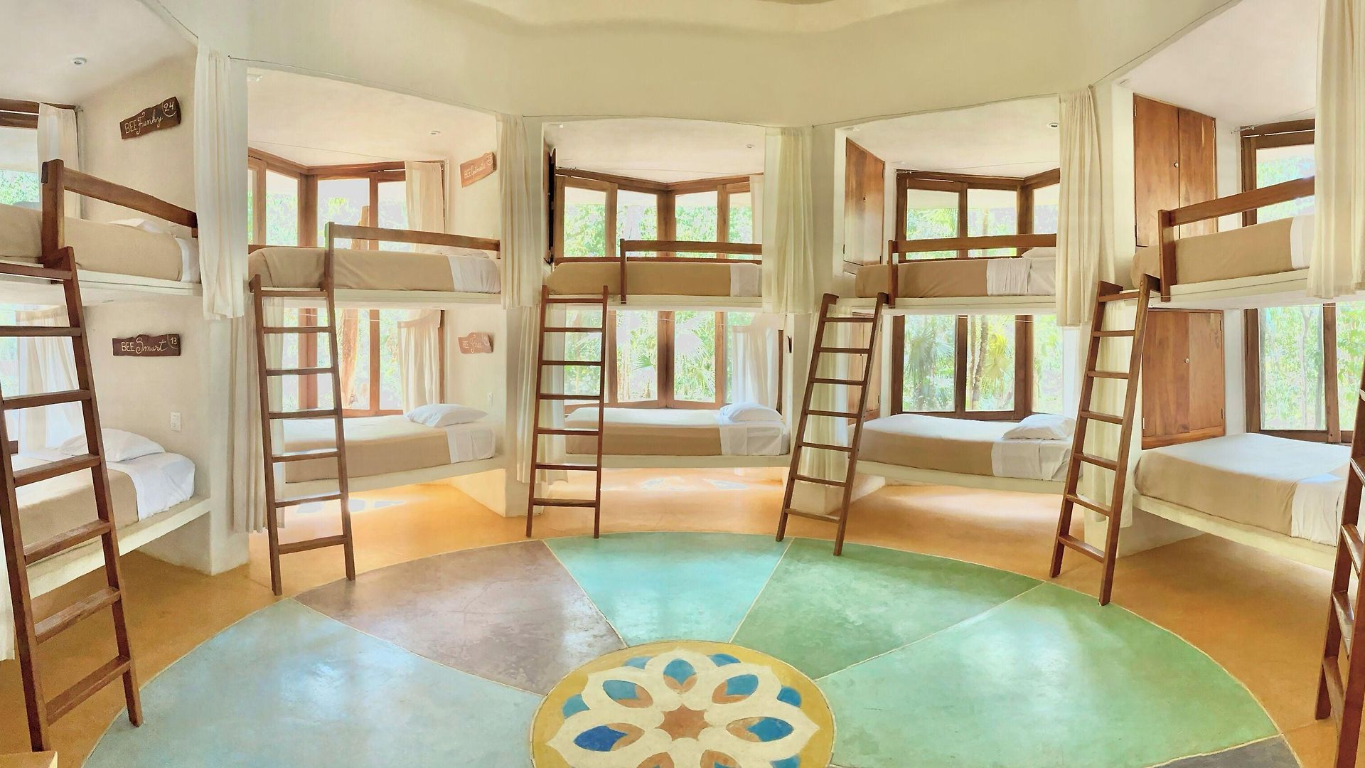 Hotel Holistika 4*