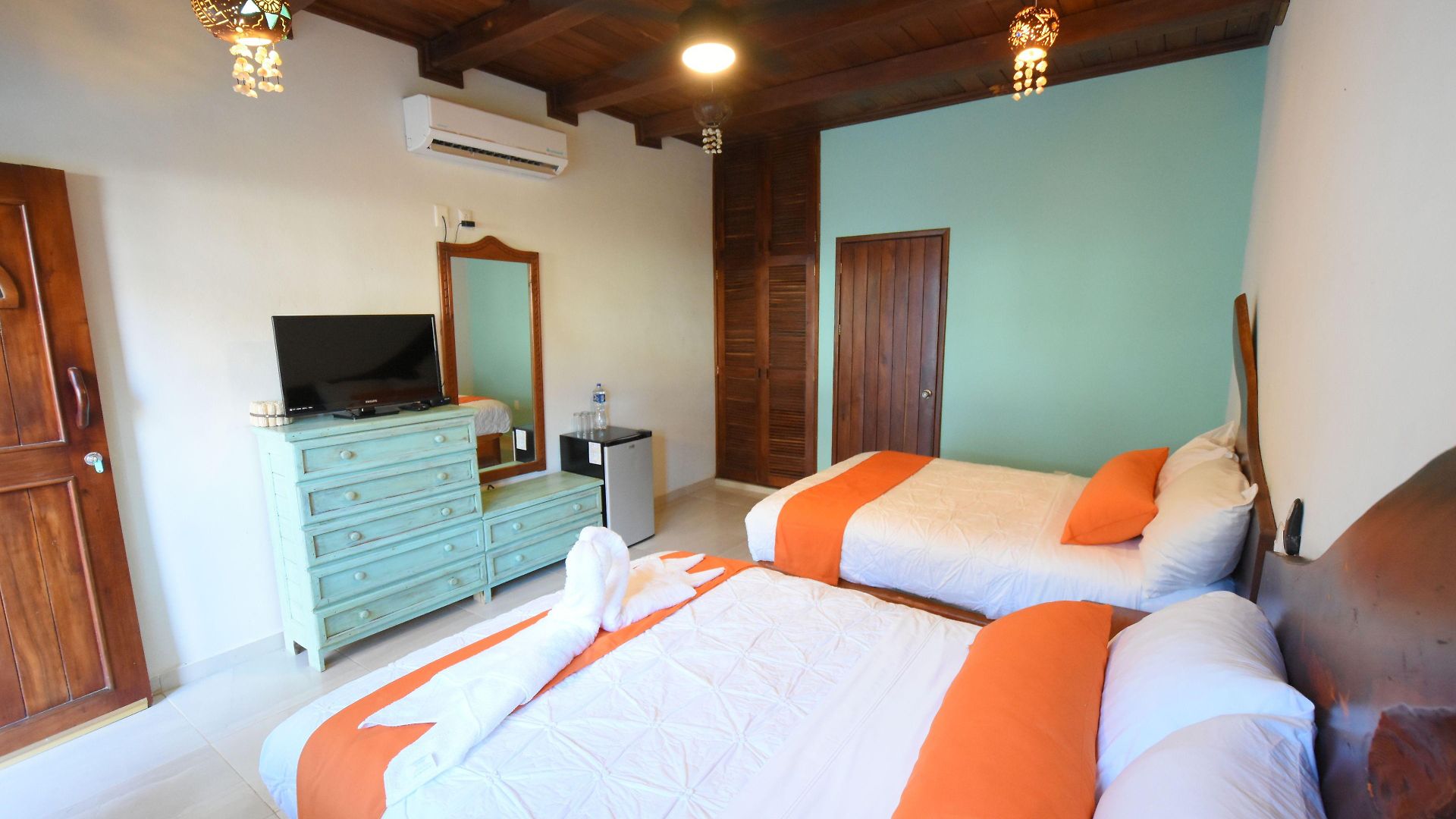 Hacienda Dos Ojos 4*