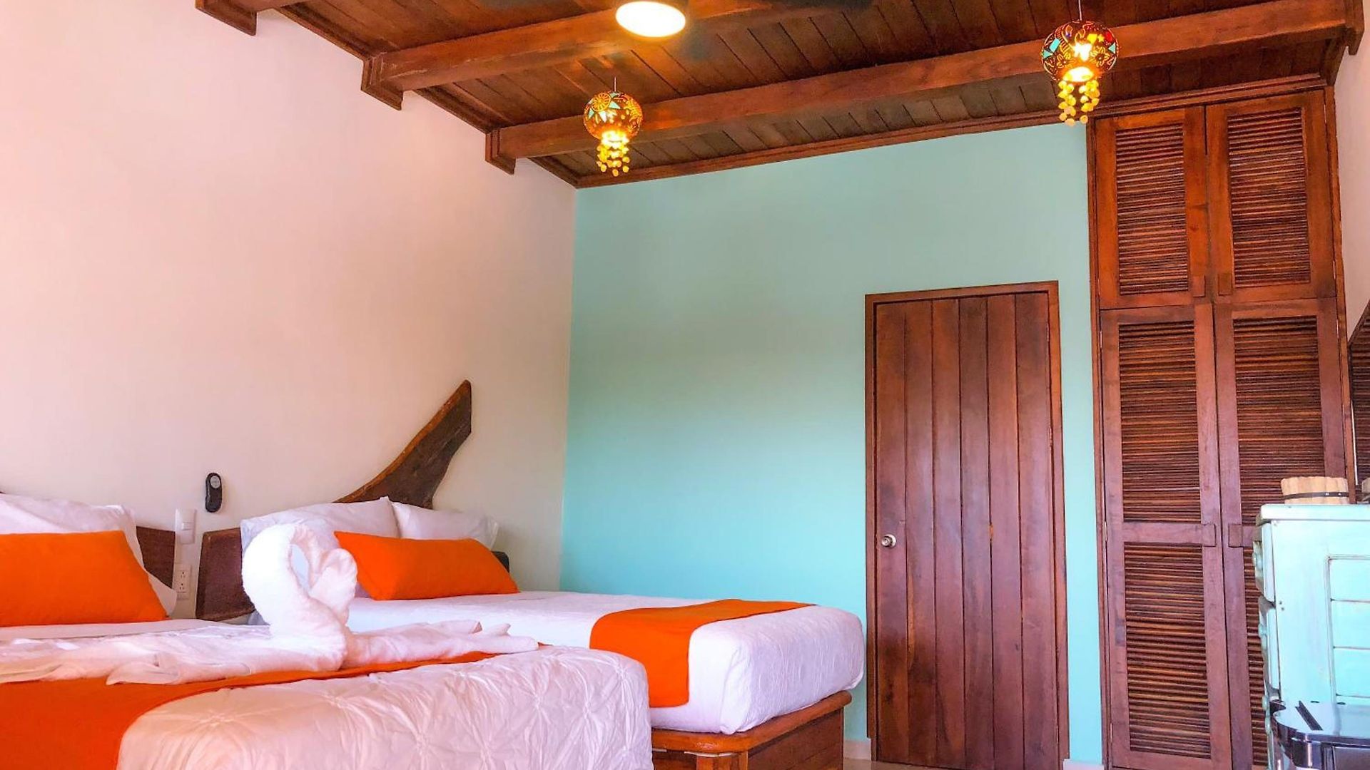 Hacienda Dos Ojos Hotel 4*