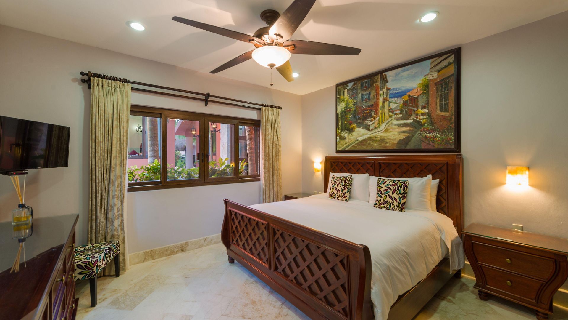 Corazon Bungalows, Hotel