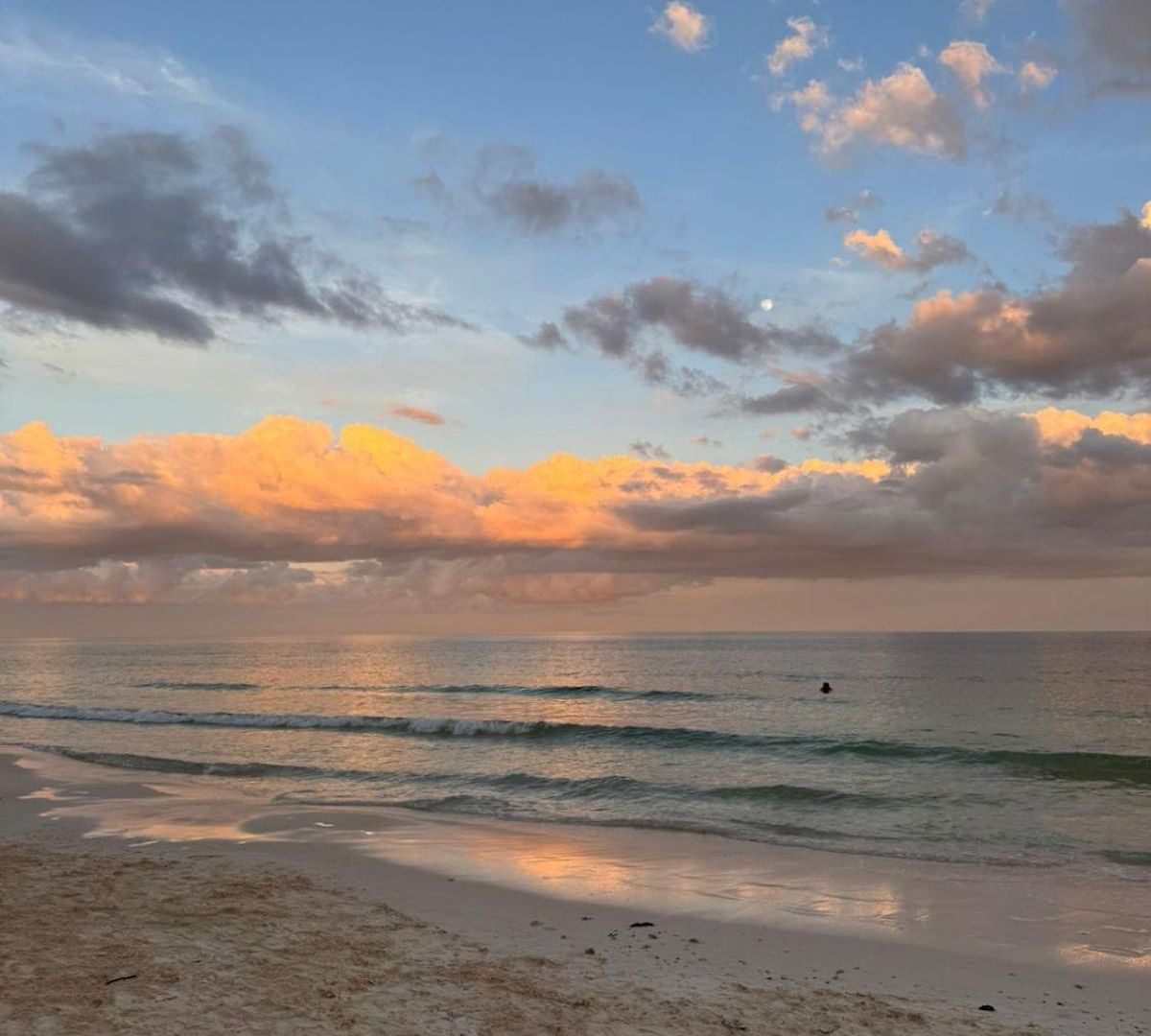 Sunset House 2* Tulum