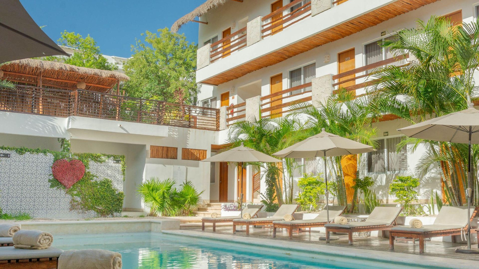 Hotel Collection O Kaab Downtown 4*