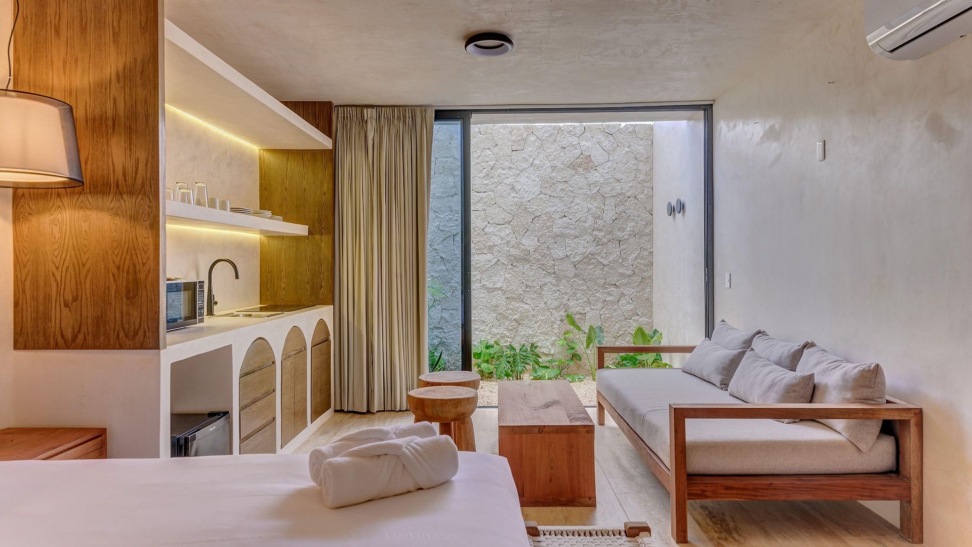 Eterna Hotel