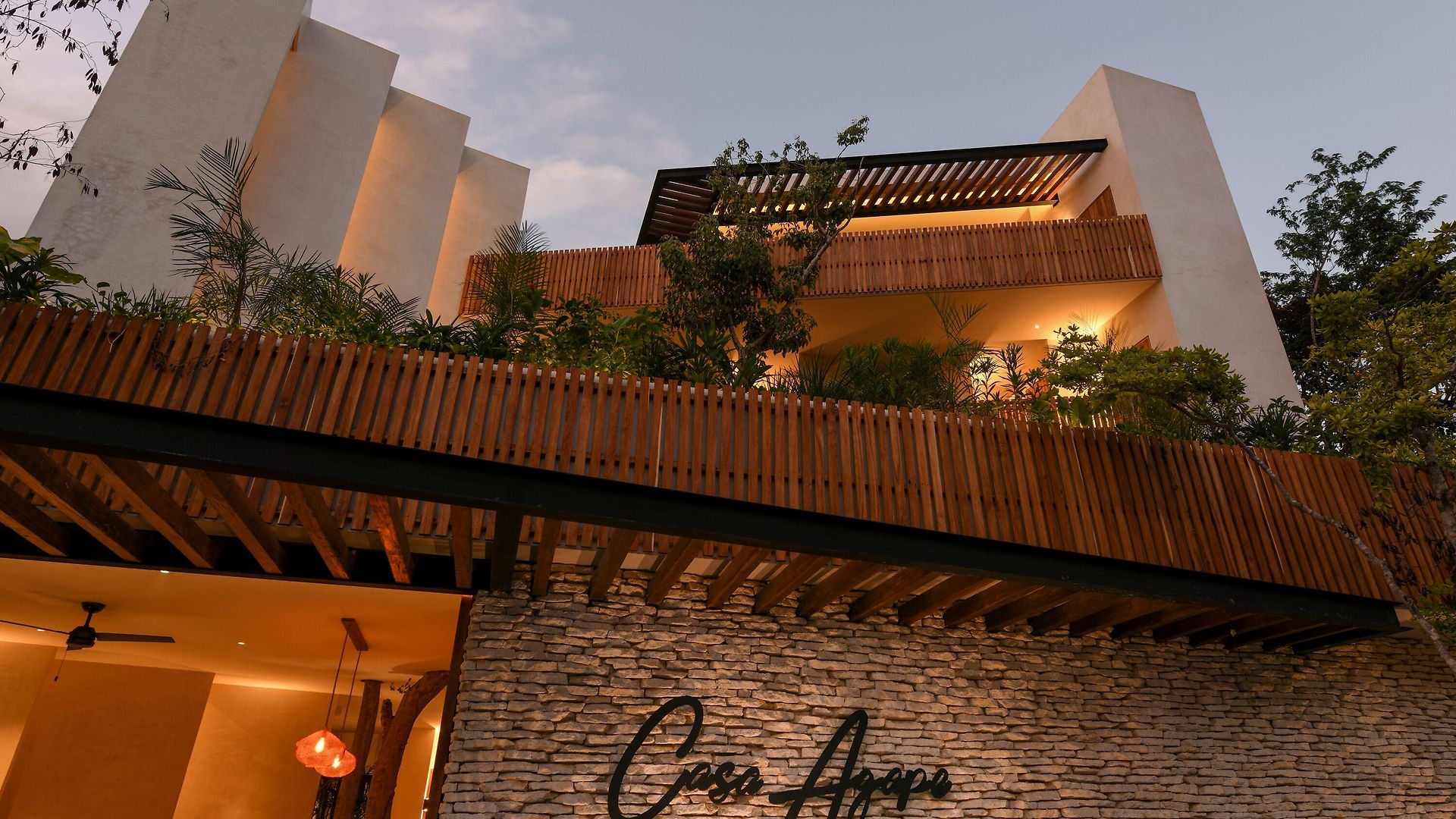Hotel Casa Agape Boutique Rooftop Pool & Club Access