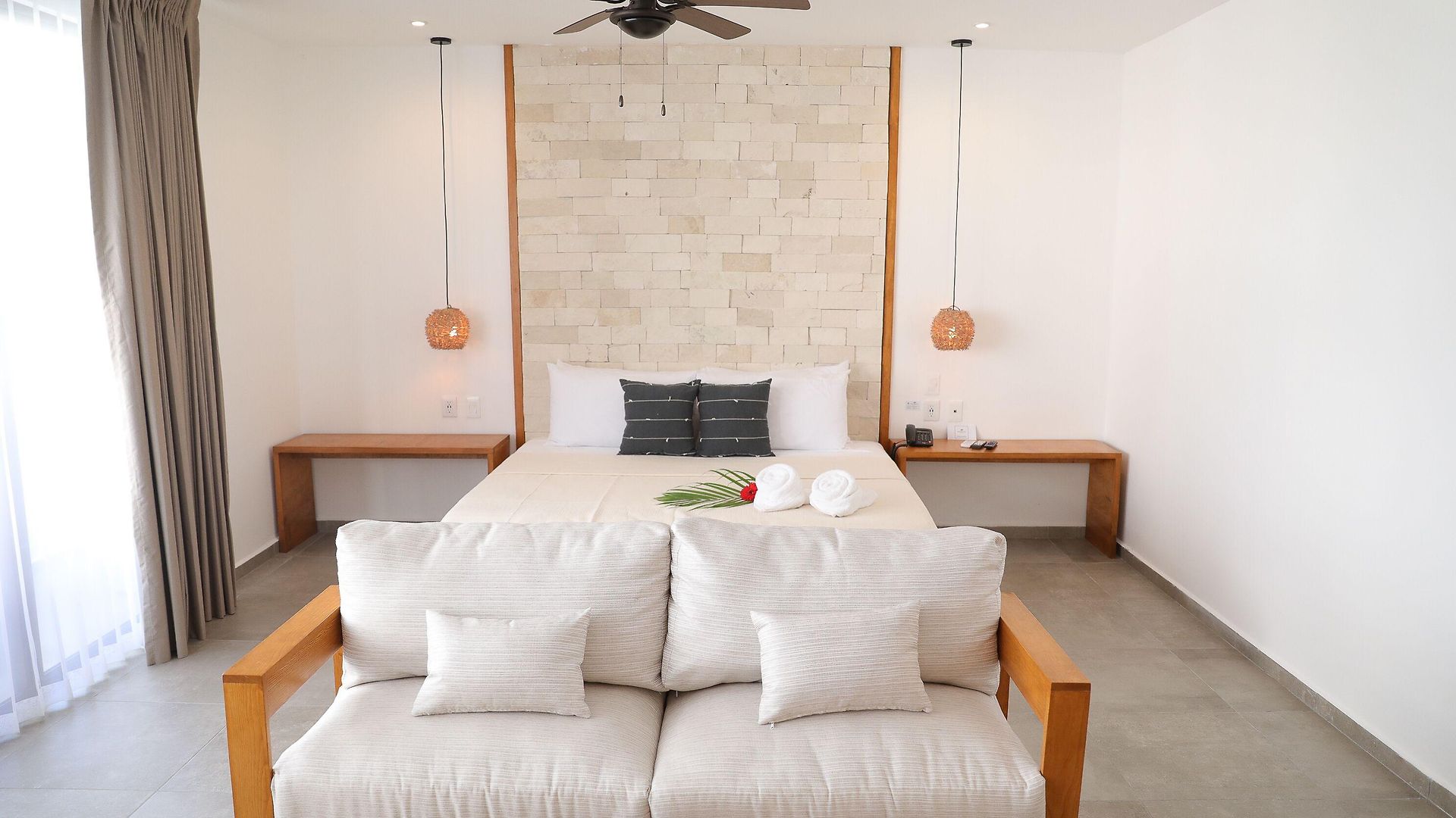 Blanco Hotel 3*